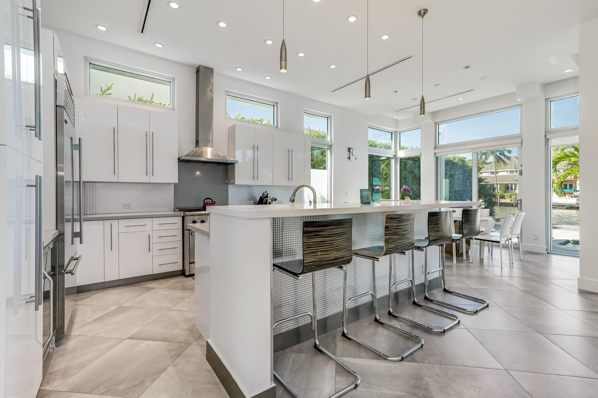 117 S Gordon Road