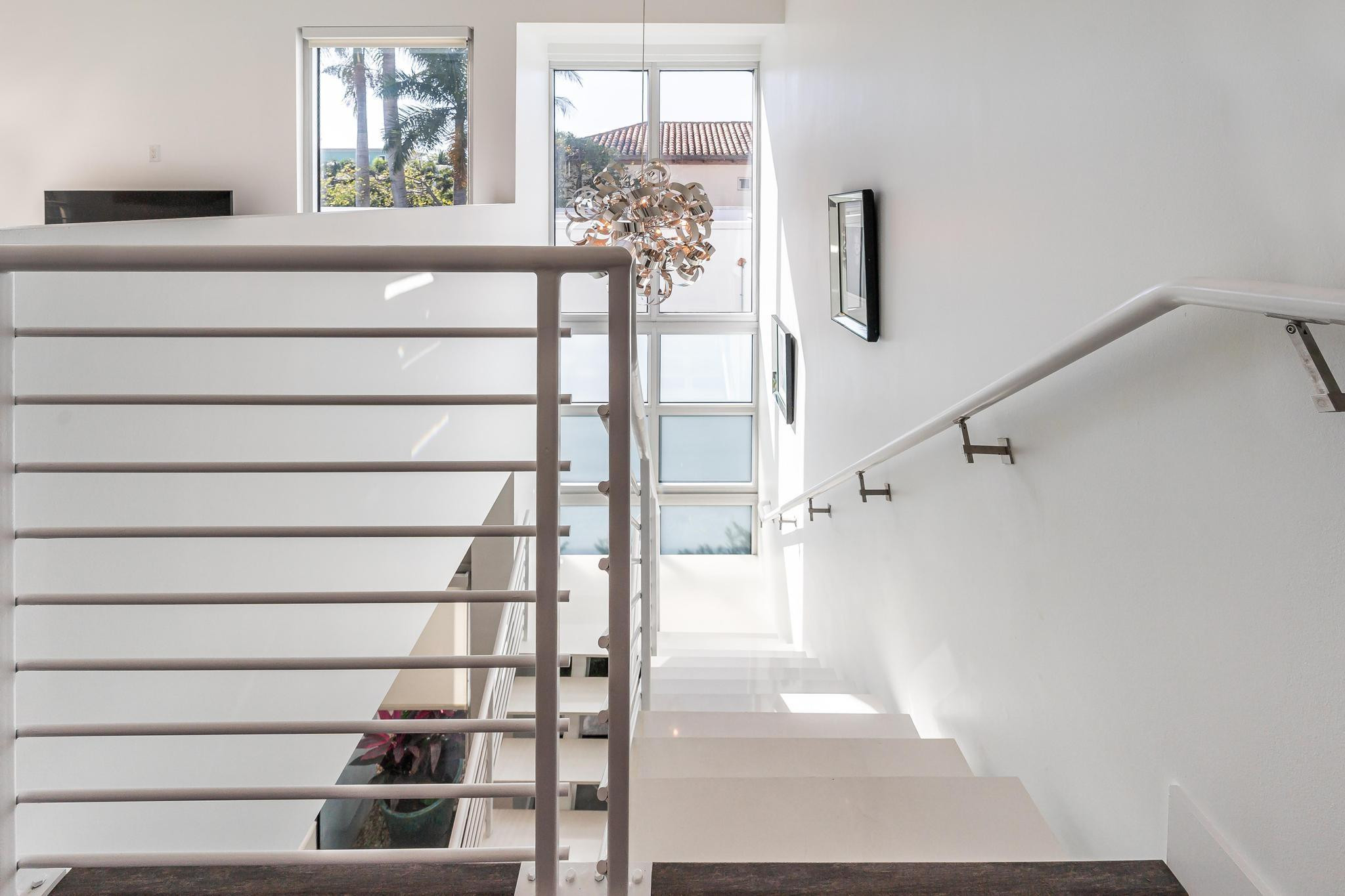 117 S Gordon Road