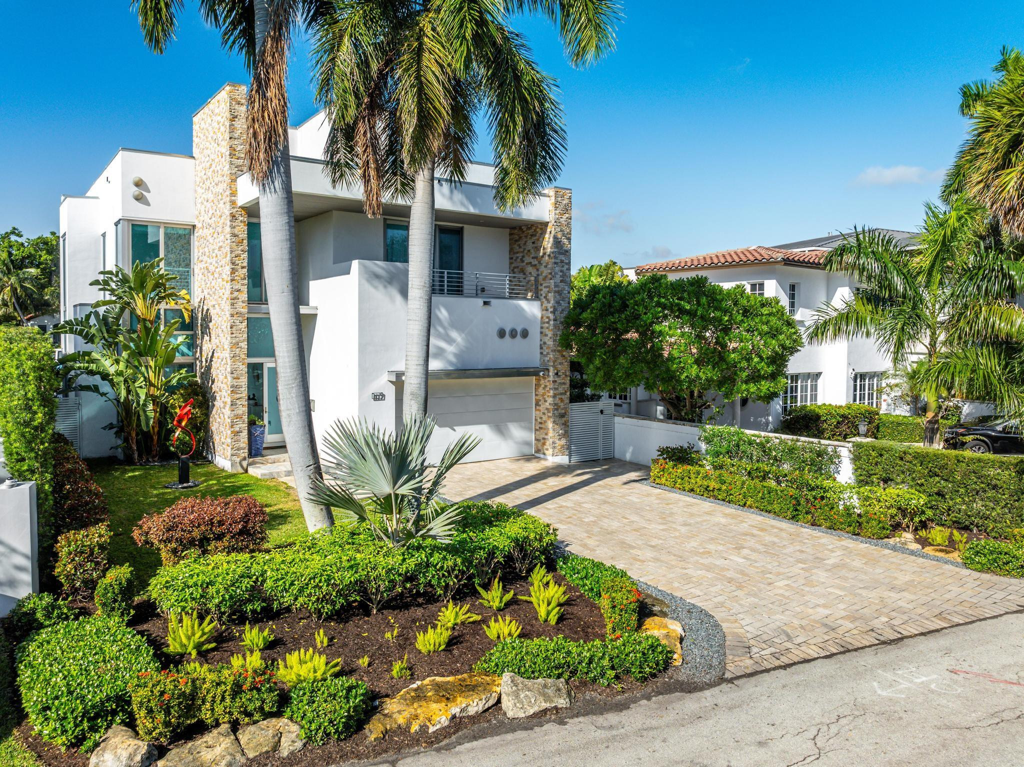 117 S Gordon Road