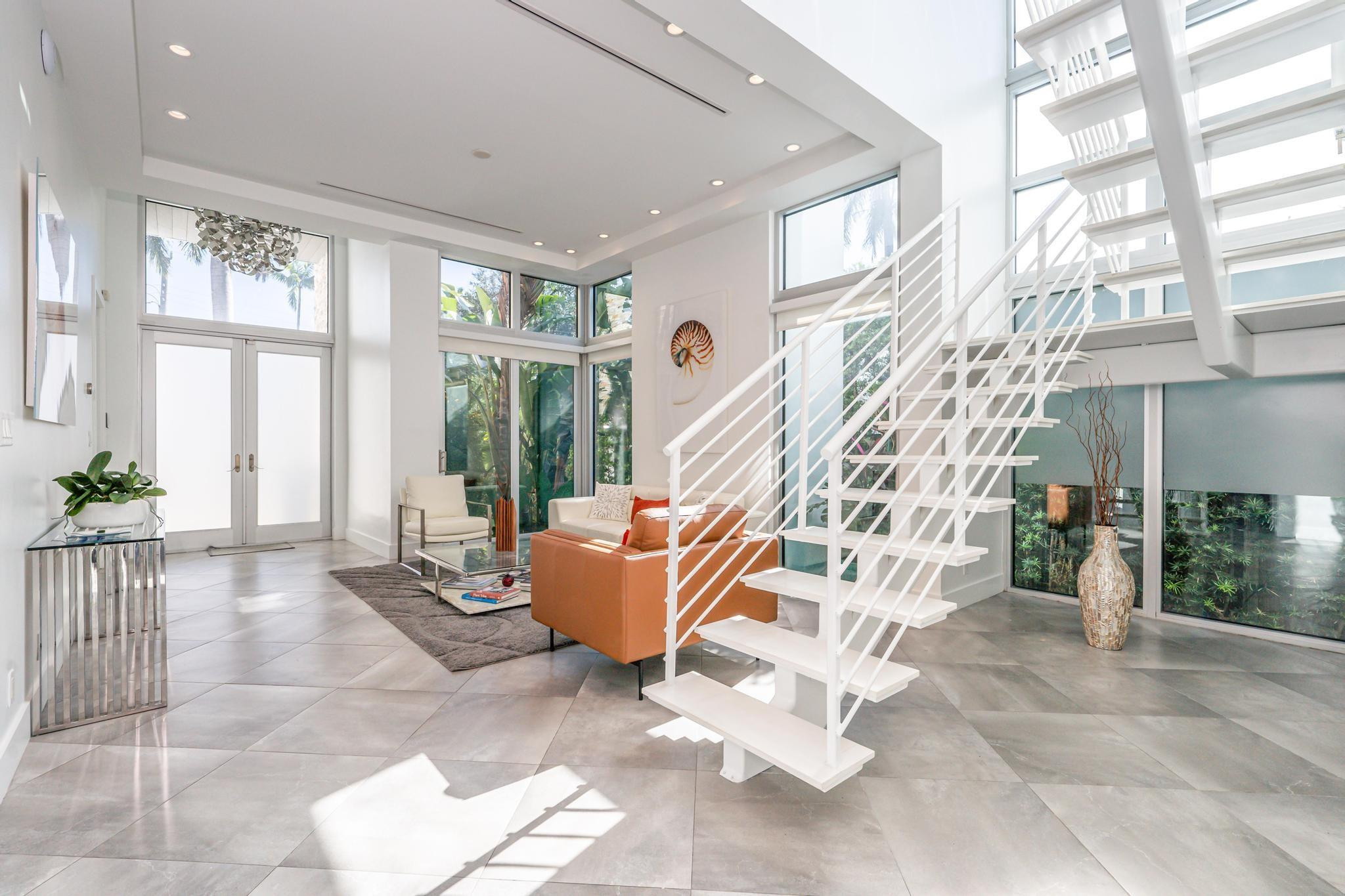117 S Gordon Road