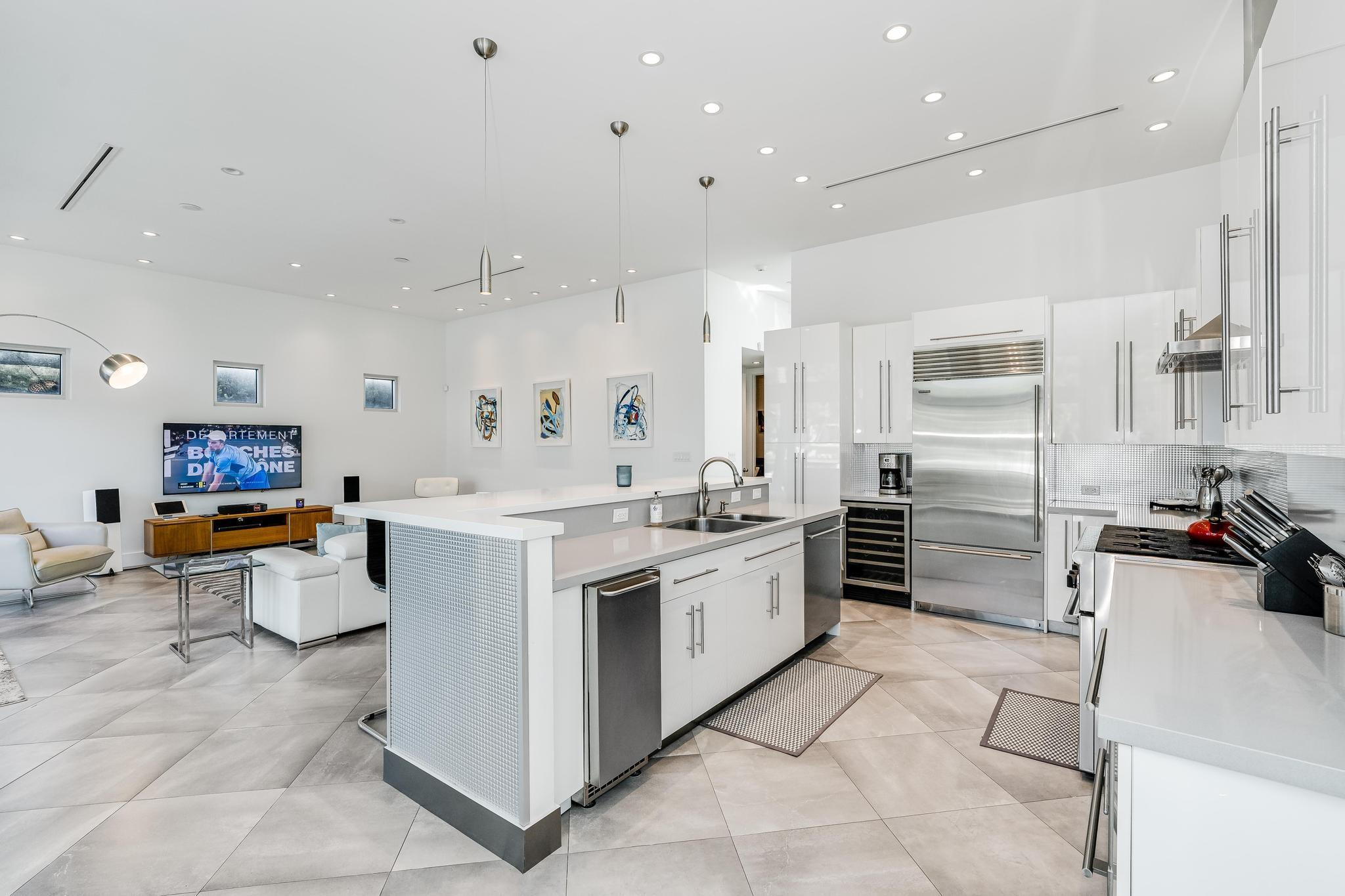 117 S Gordon Road