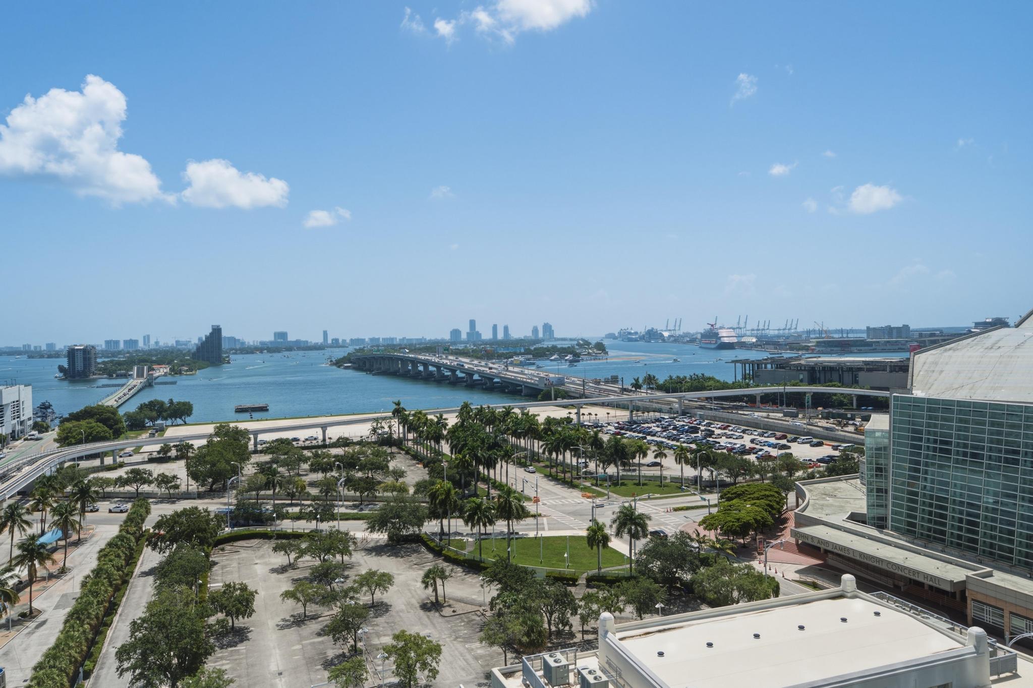 1400 Biscayne Boulevard 4304