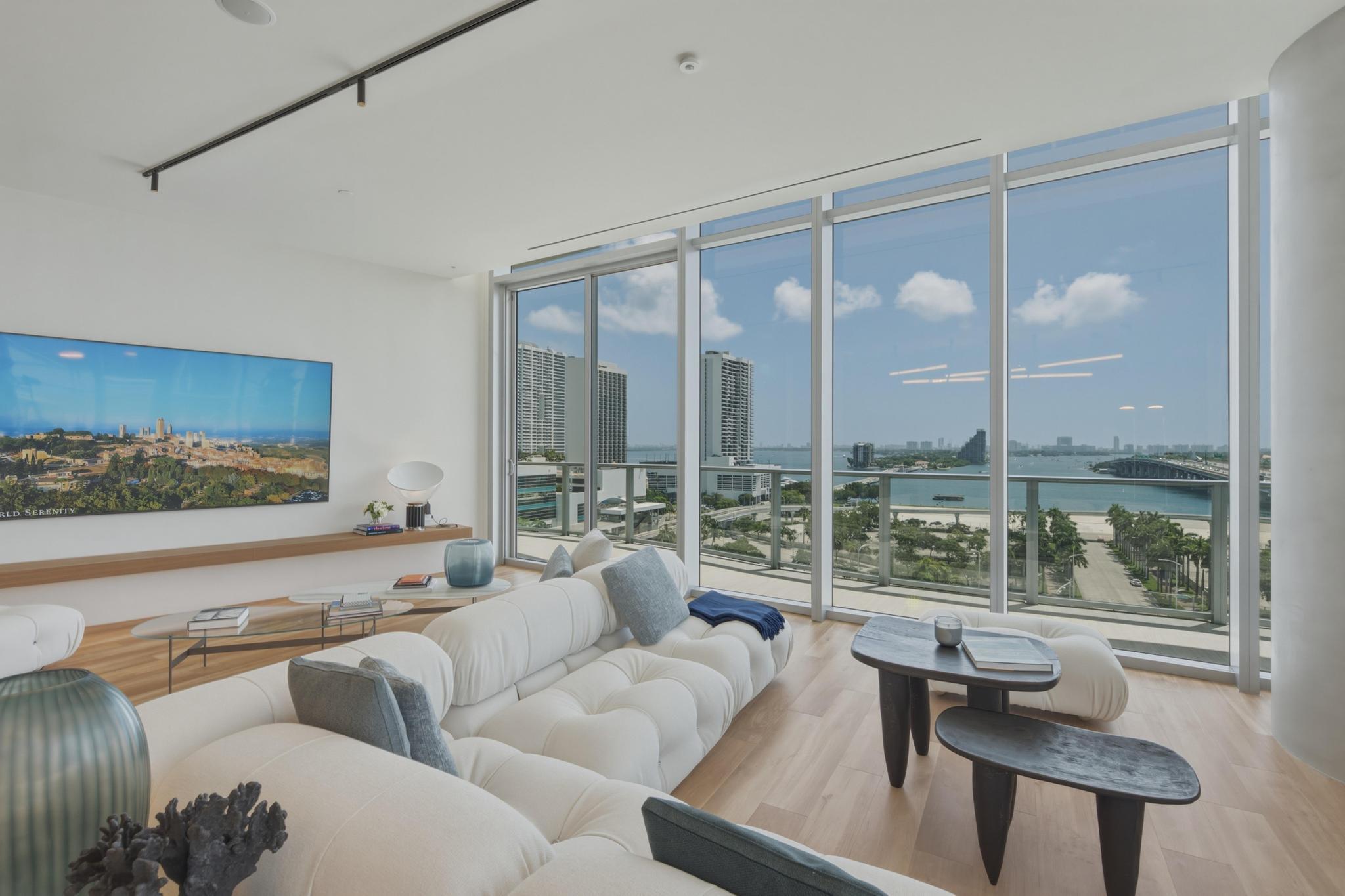 1400 Biscayne Boulevard 4304