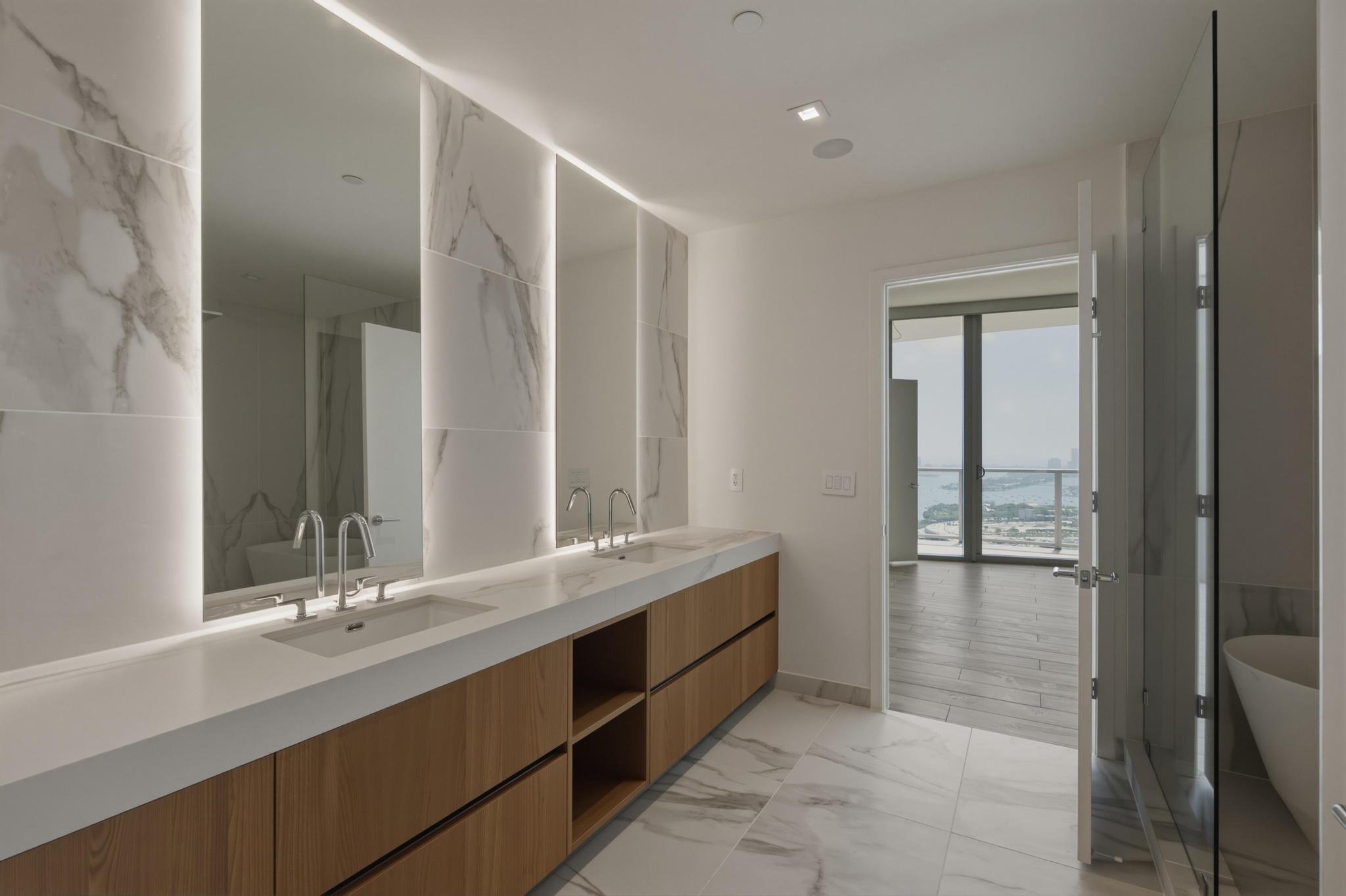 1400 Biscayne Boulevard 4304