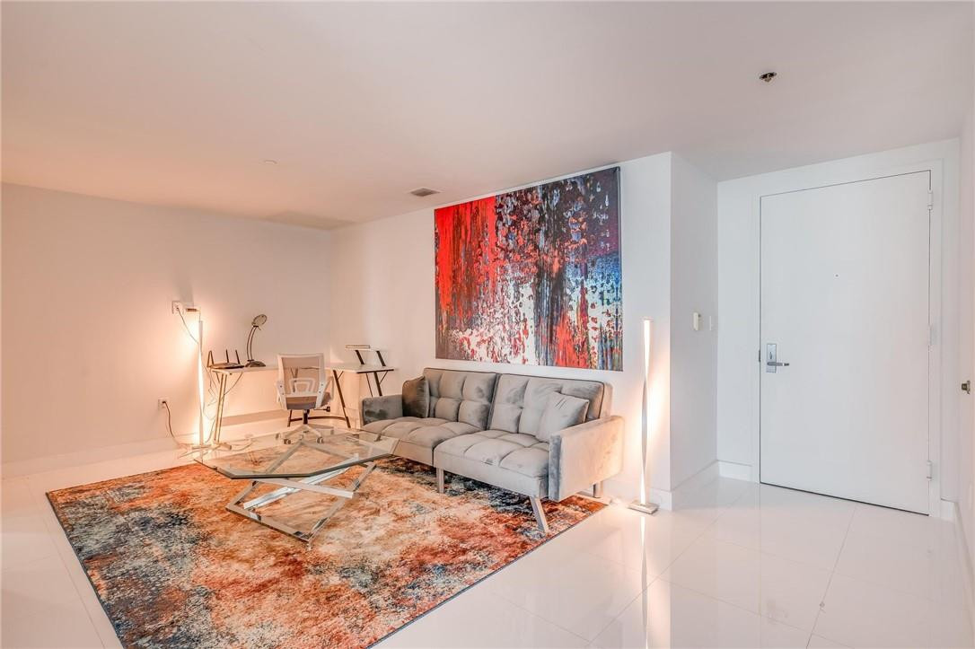 495 Brickell Ave 5605