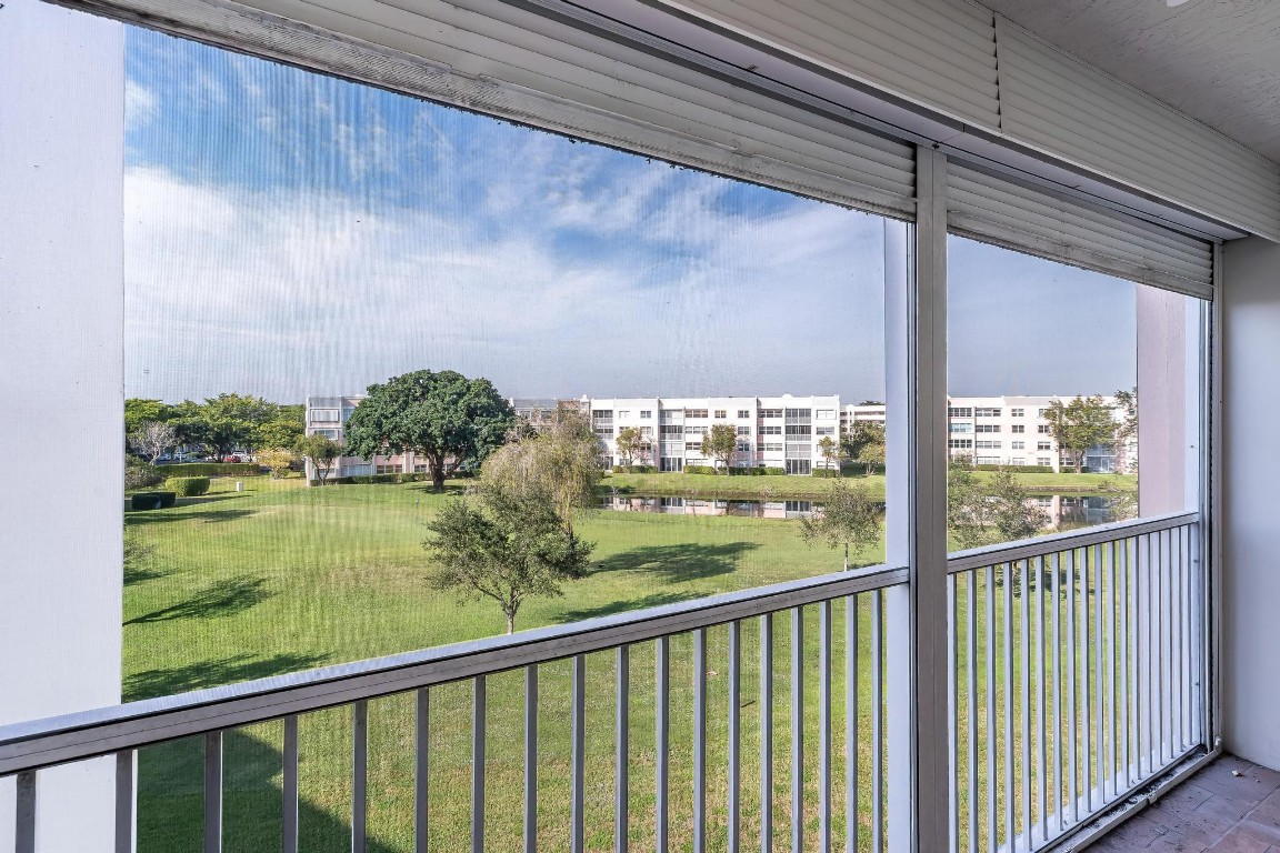 10155 NW 24th Pl 401