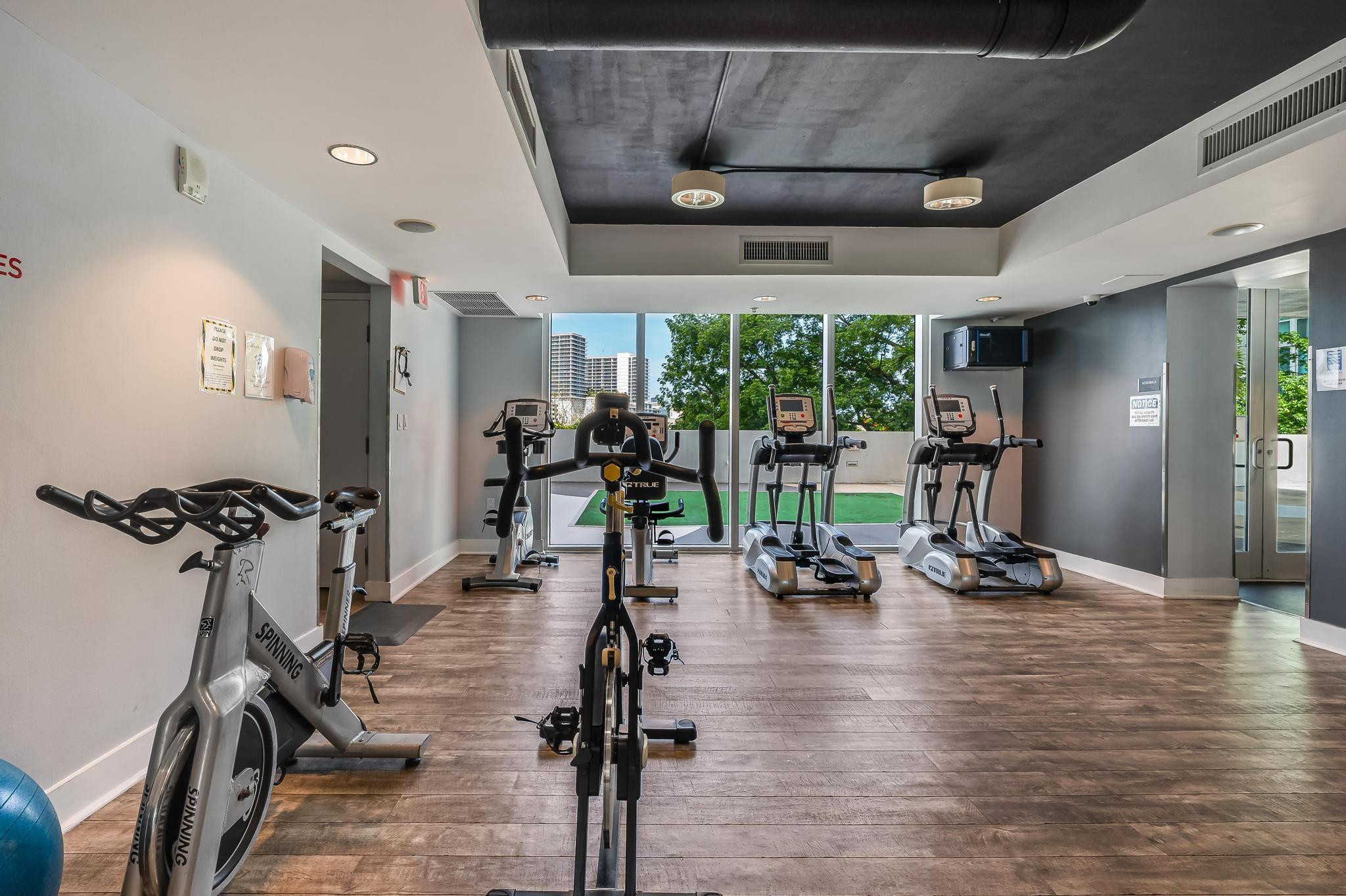 1871 NW South River Dr 702