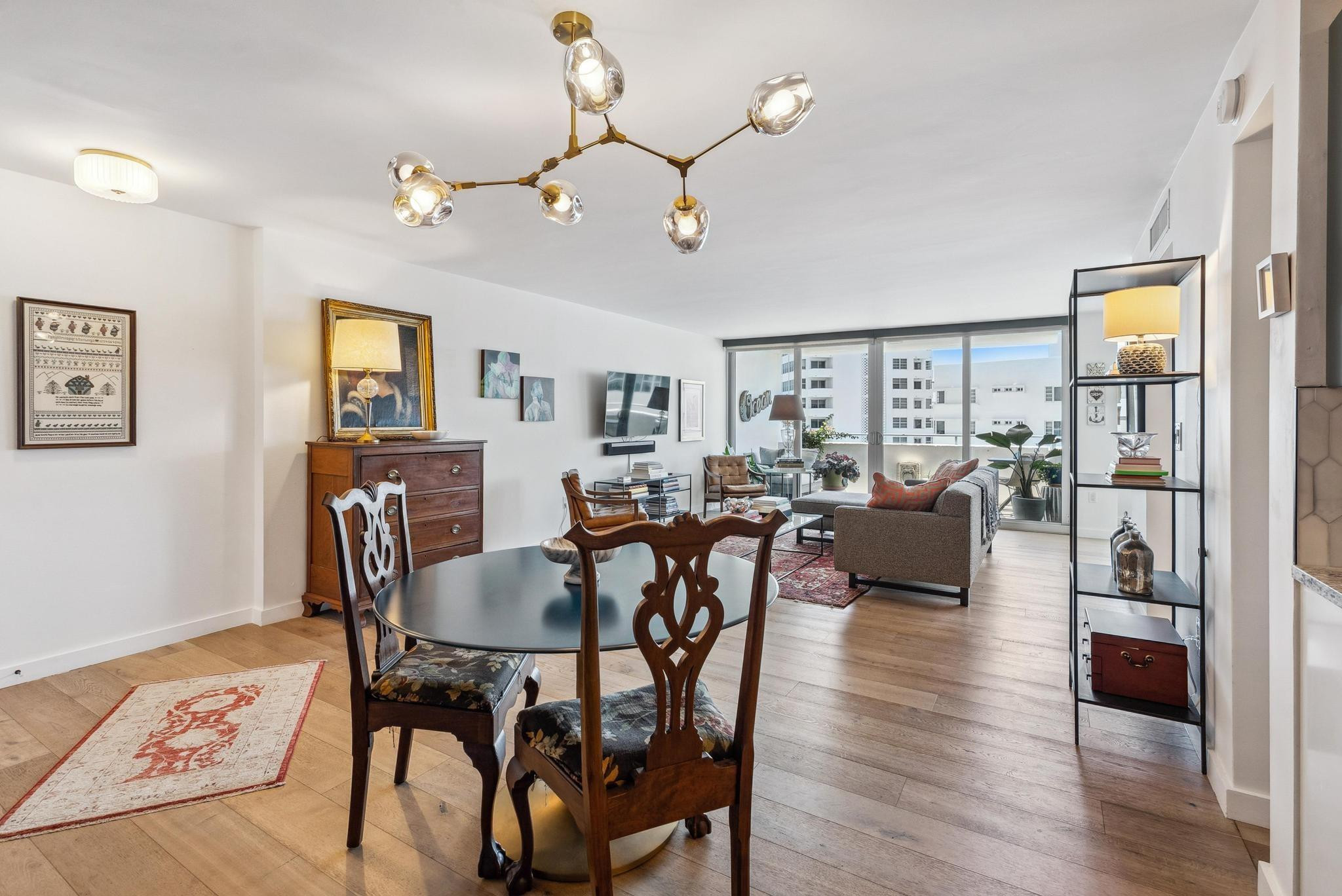 11 Island Ave 808
