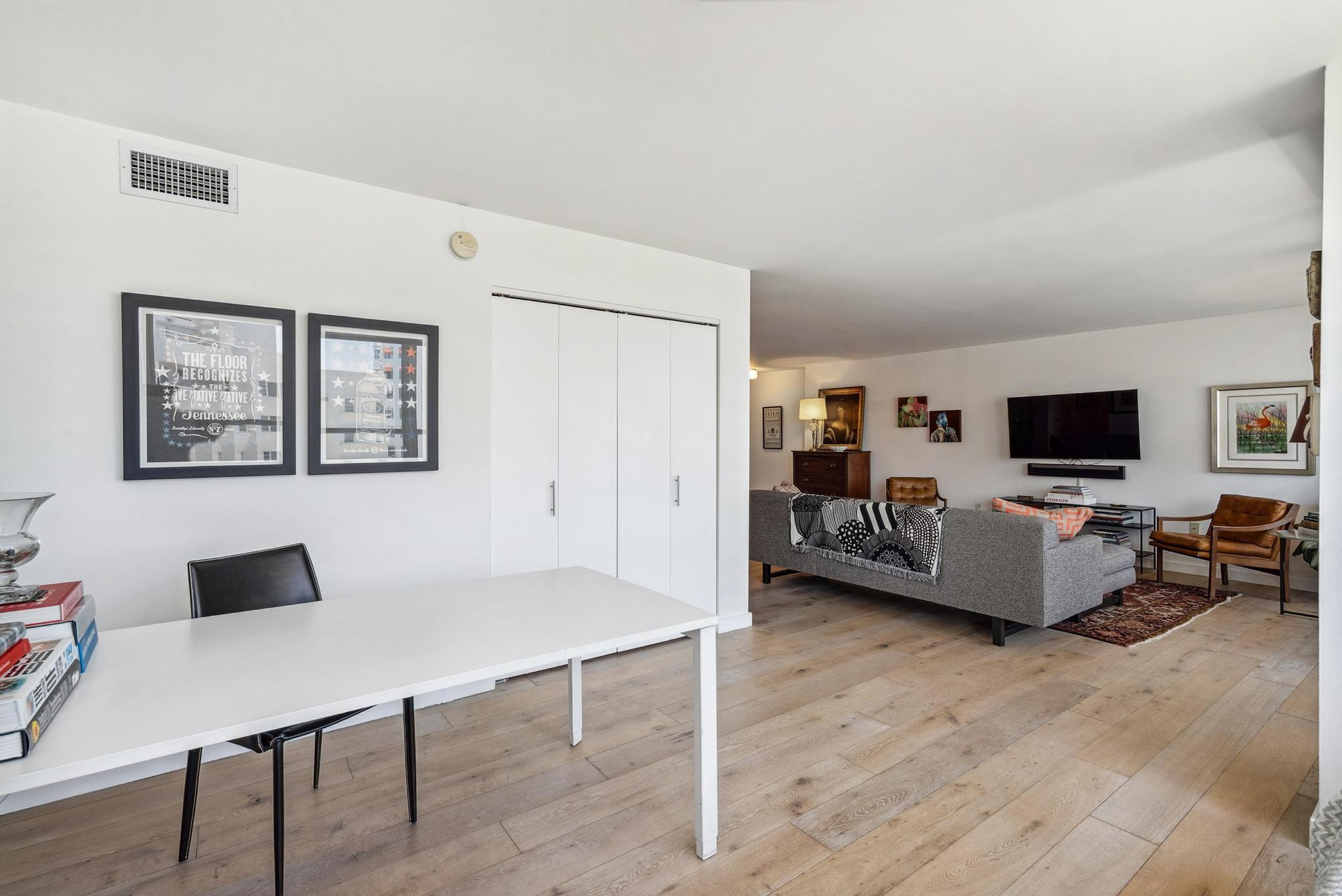 11 Island Ave 808