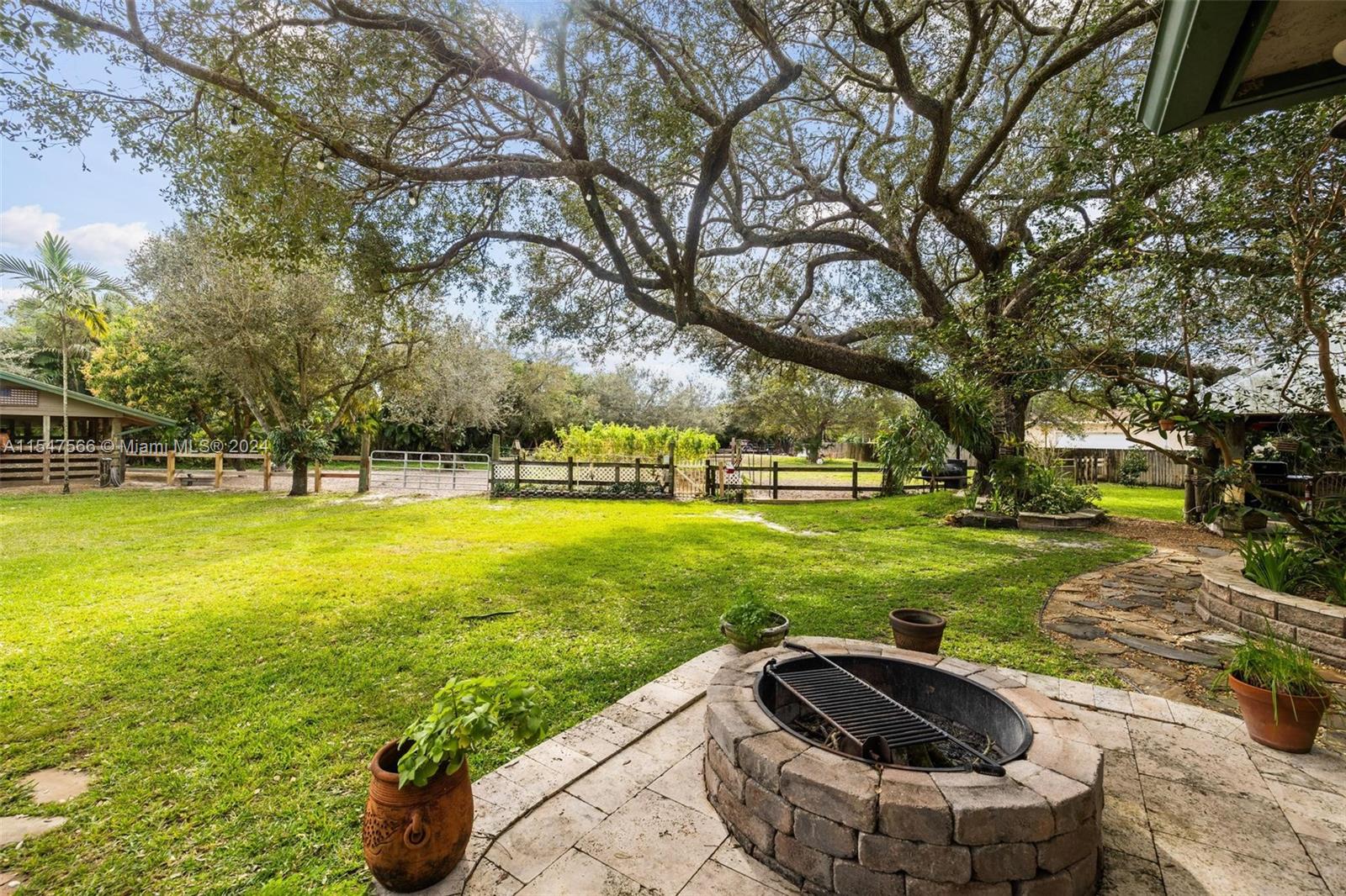 3125 SW 144th Ter