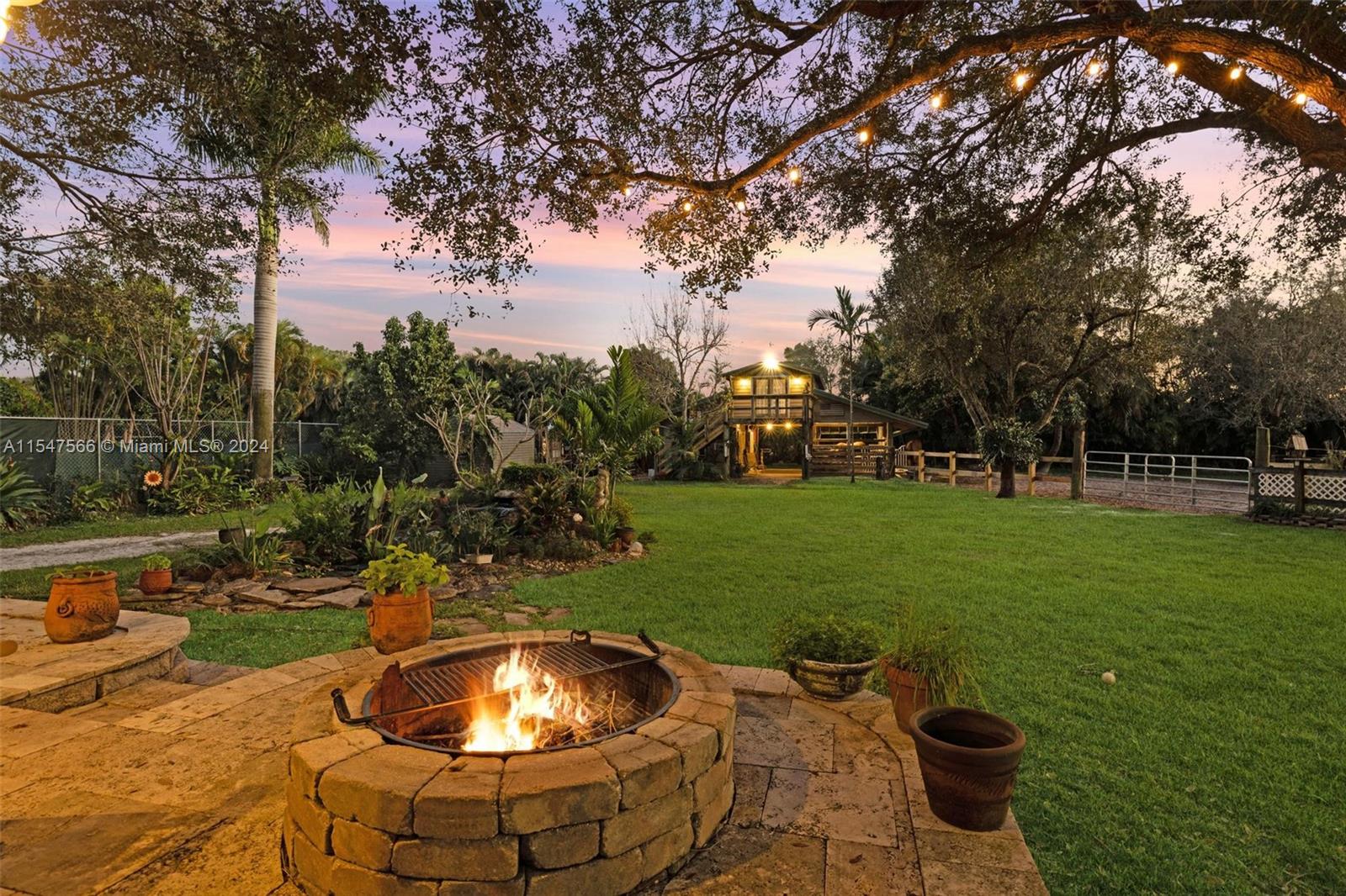 3125 SW 144th Ter