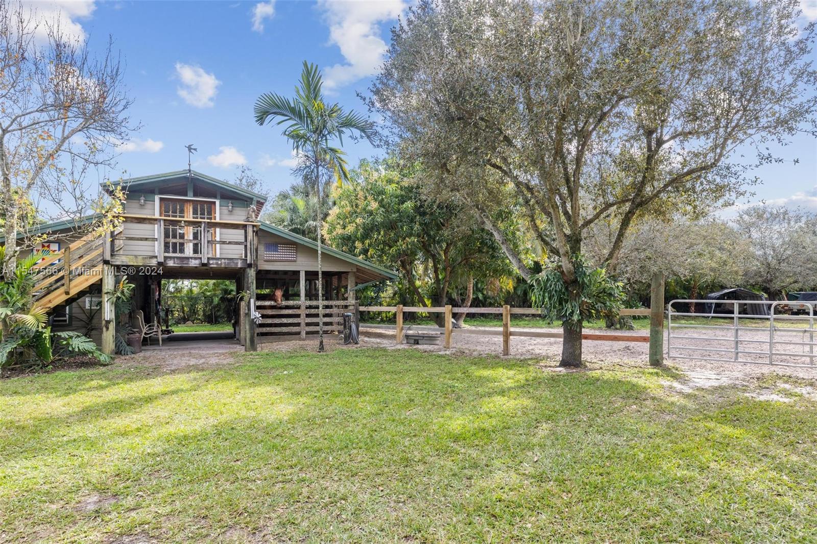 3125 SW 144th Ter