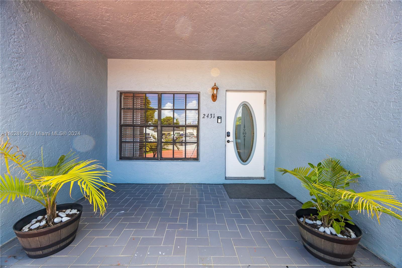 2431 SW 82nd Ter