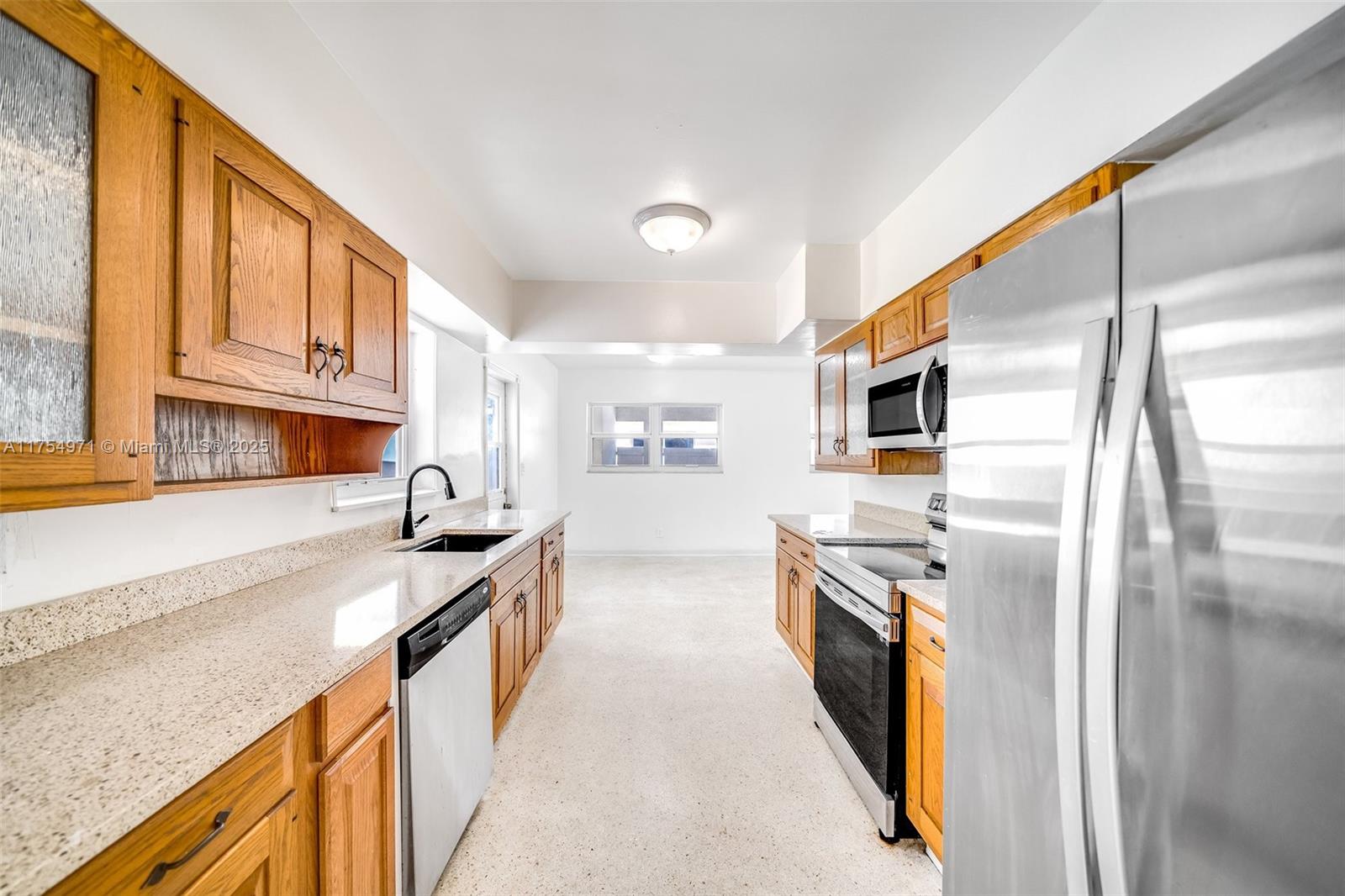 209 SW 18th Ave