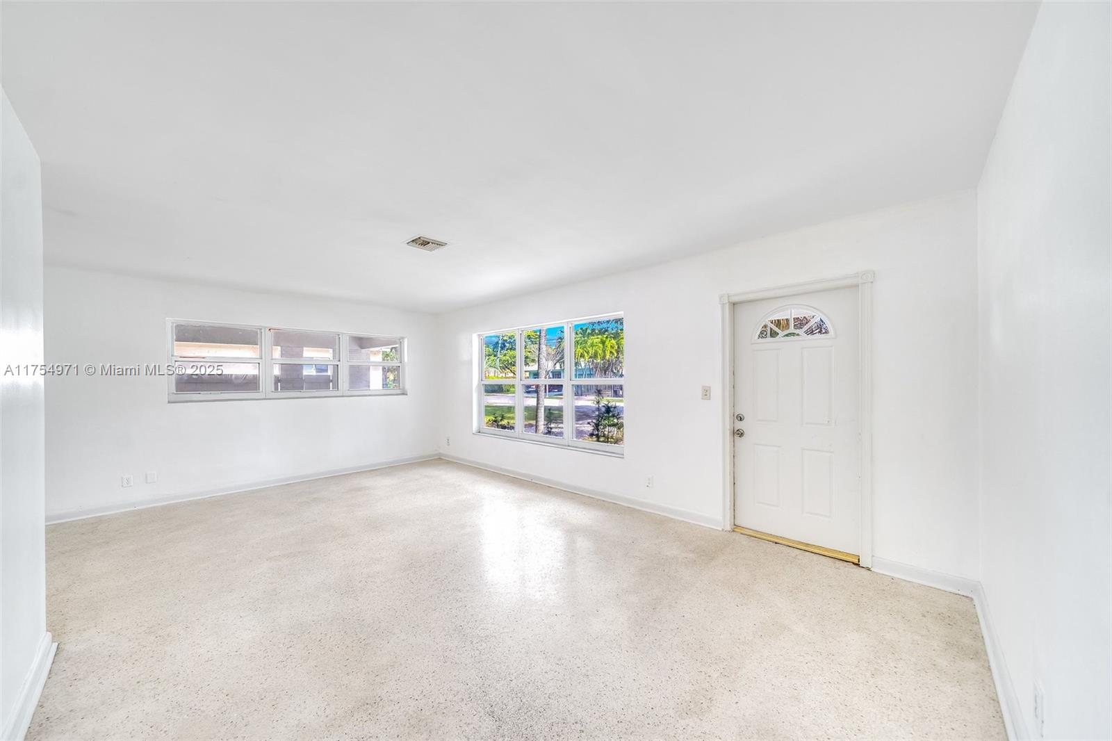 209 SW 18th Ave
