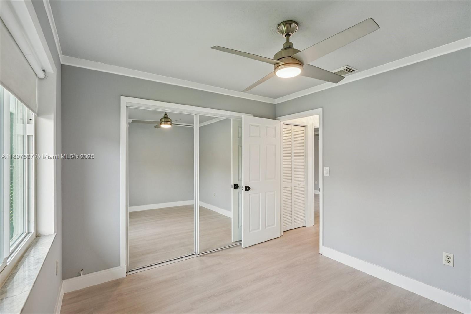 731 Briarwood Ter