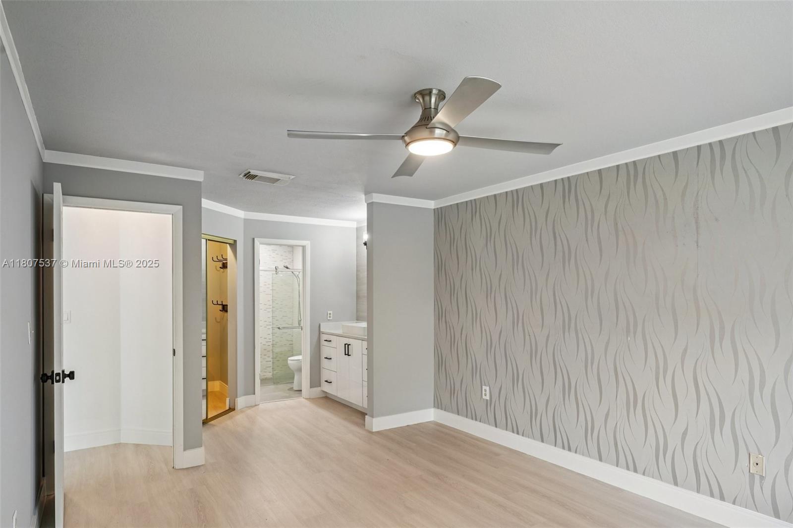 731 Briarwood Ter