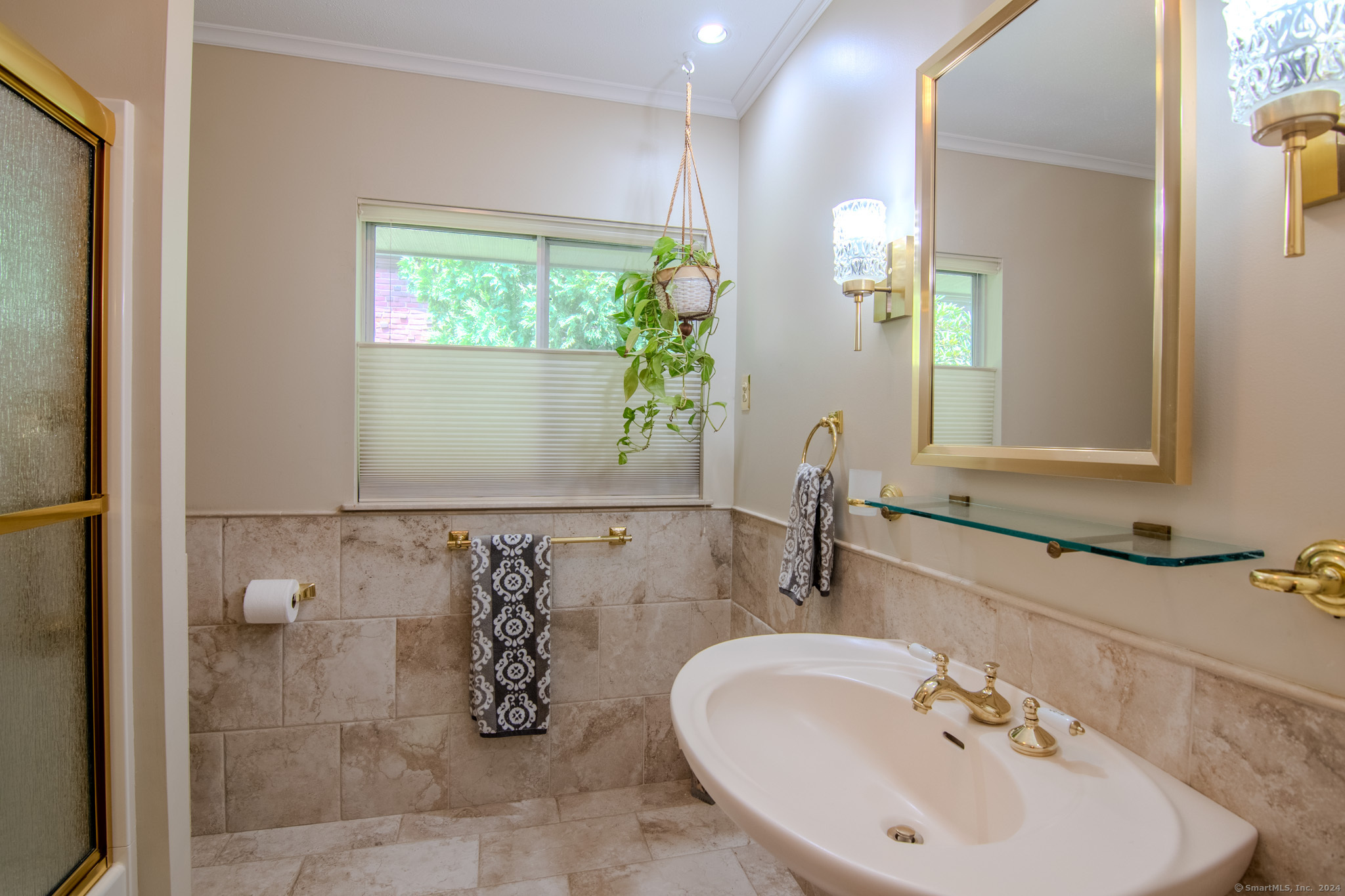 184 Woodpond Road