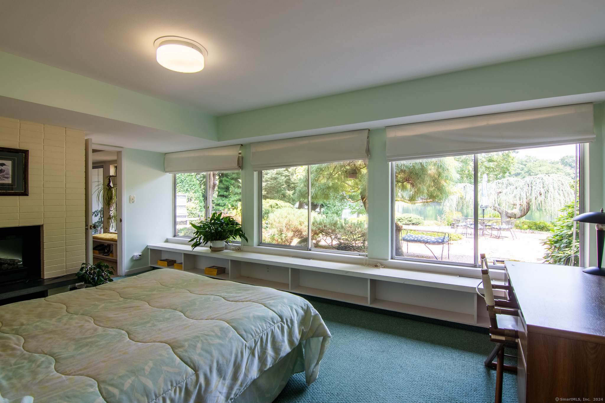 184 Woodpond Road