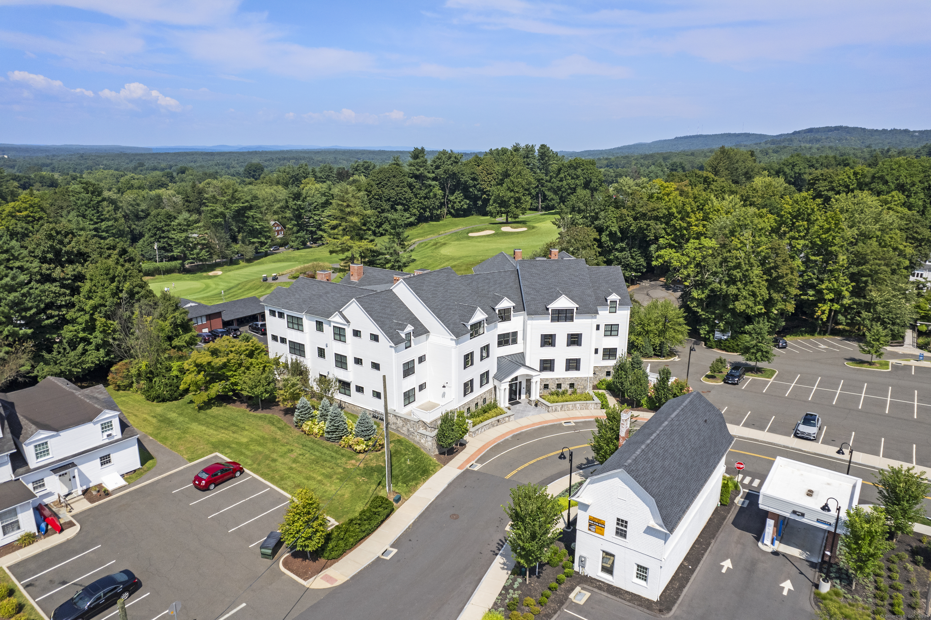788 Avenue APT 104
