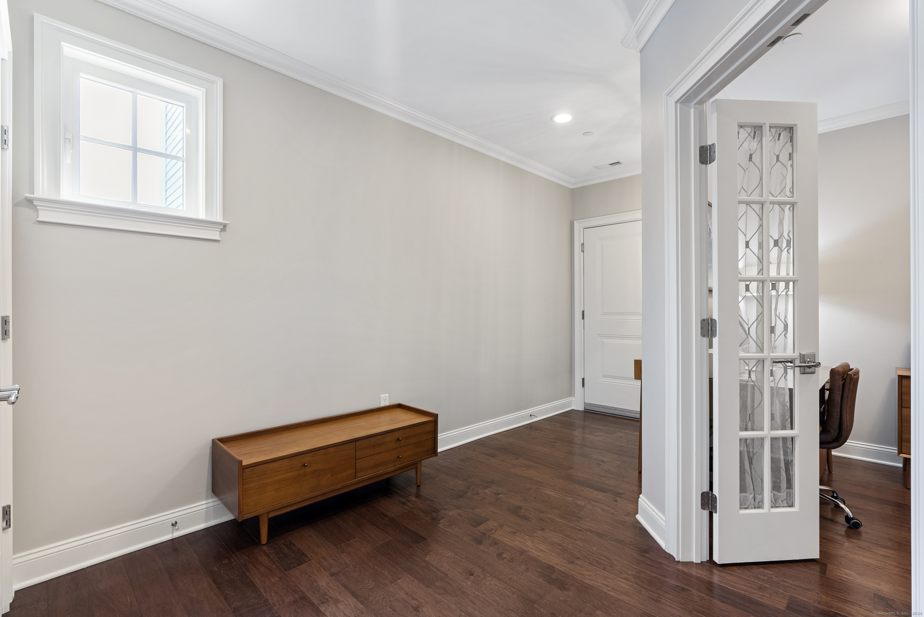 788 Avenue APT 104