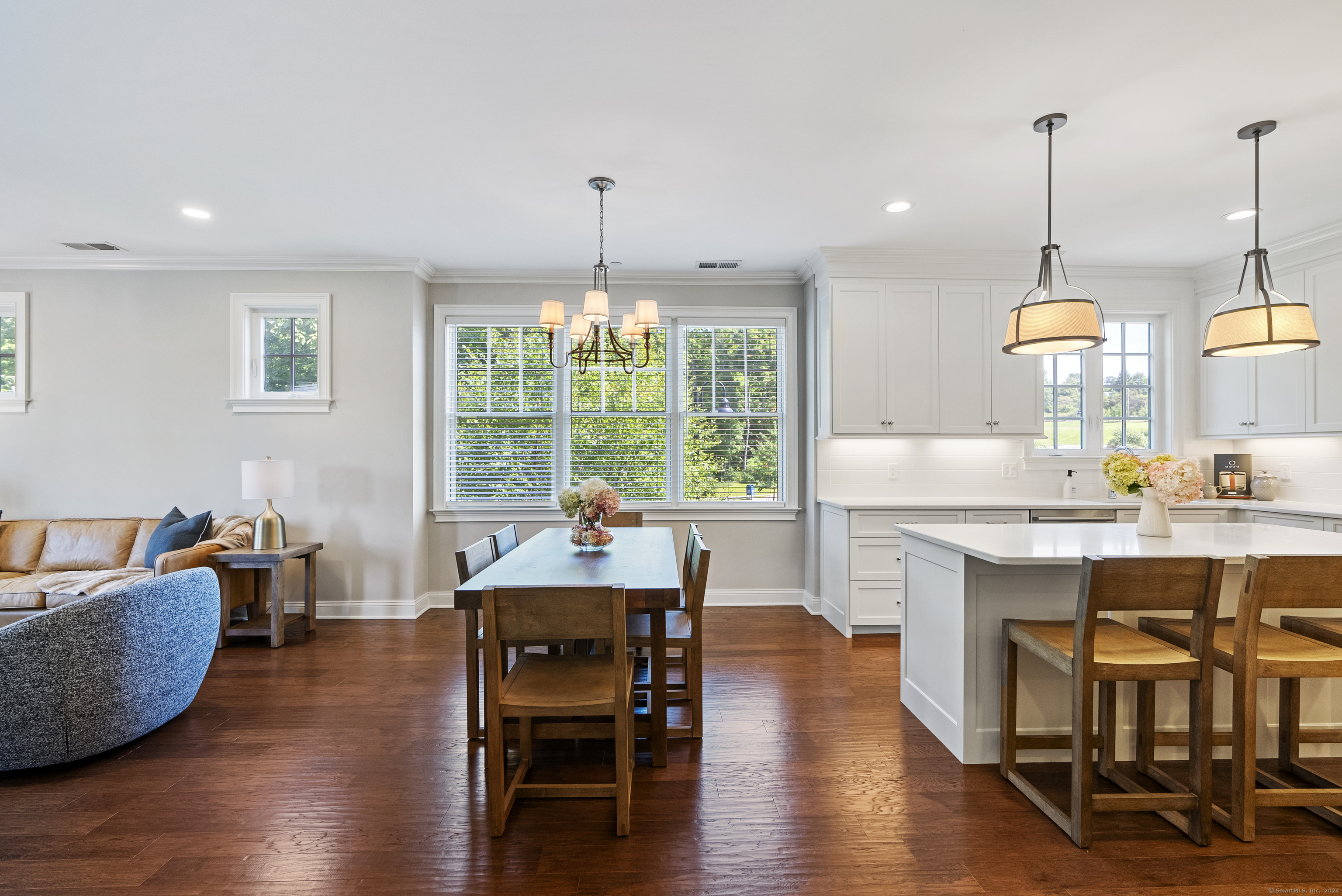 788 Avenue APT 104