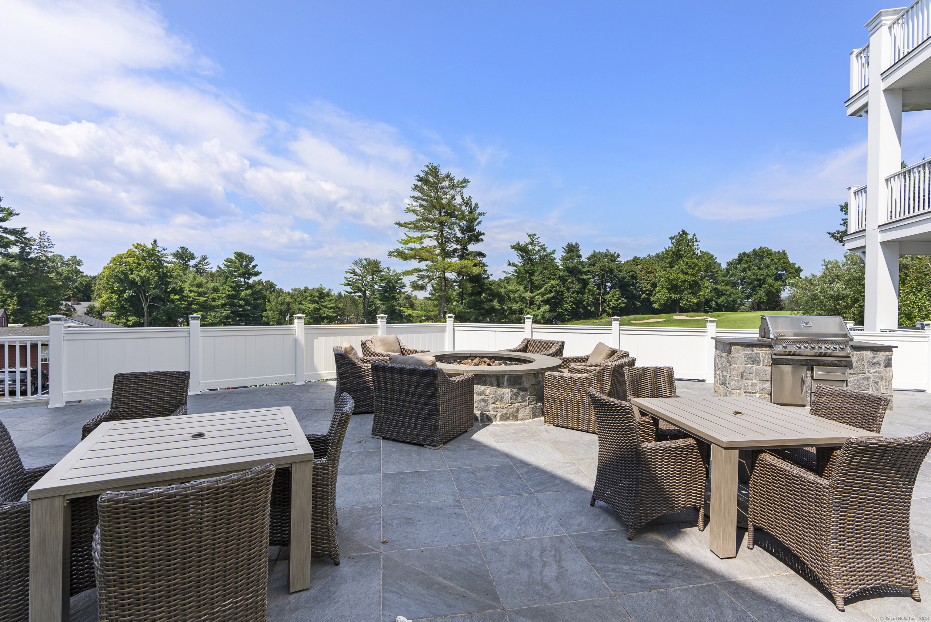 788 Avenue APT 104