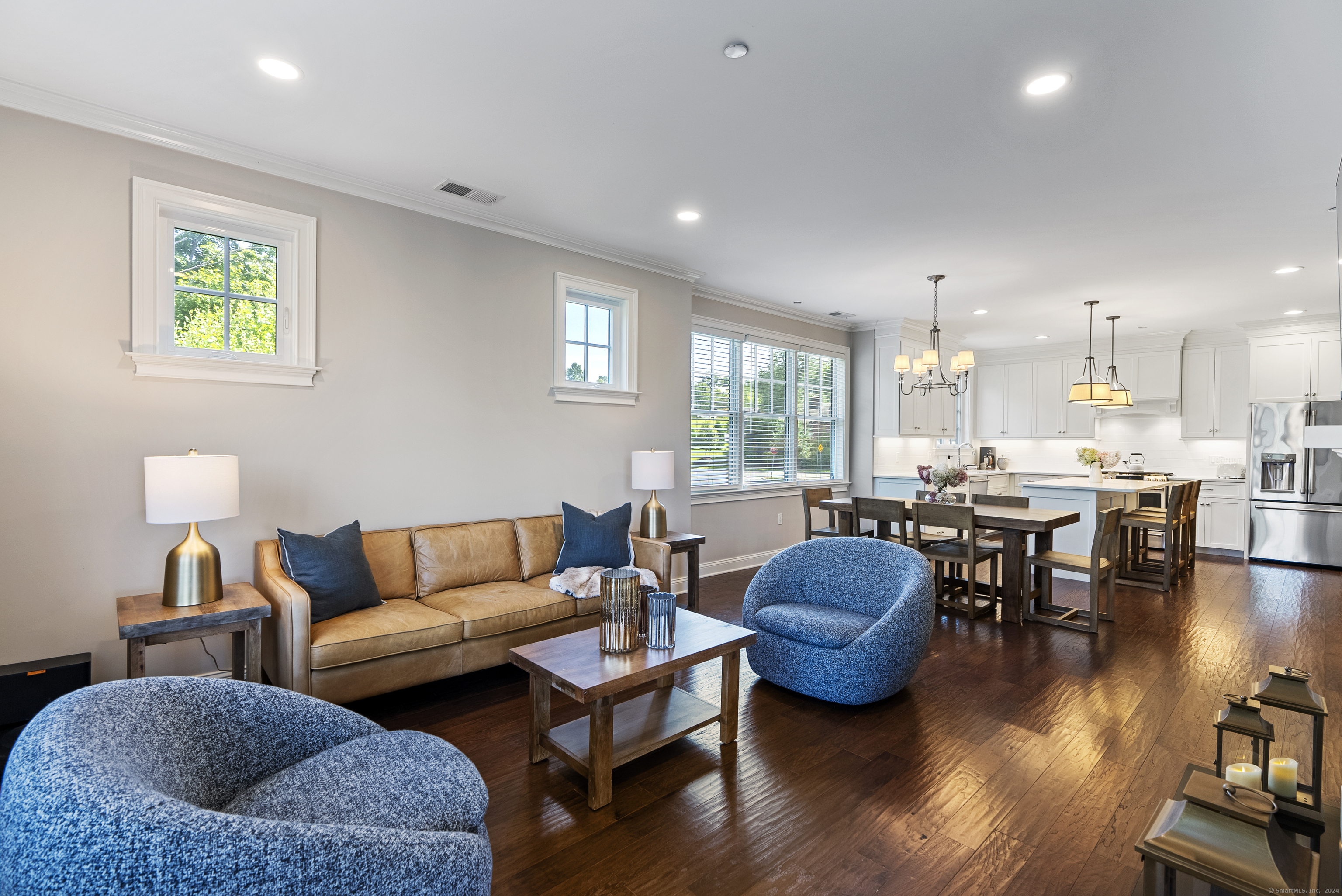 788 Avenue APT 104