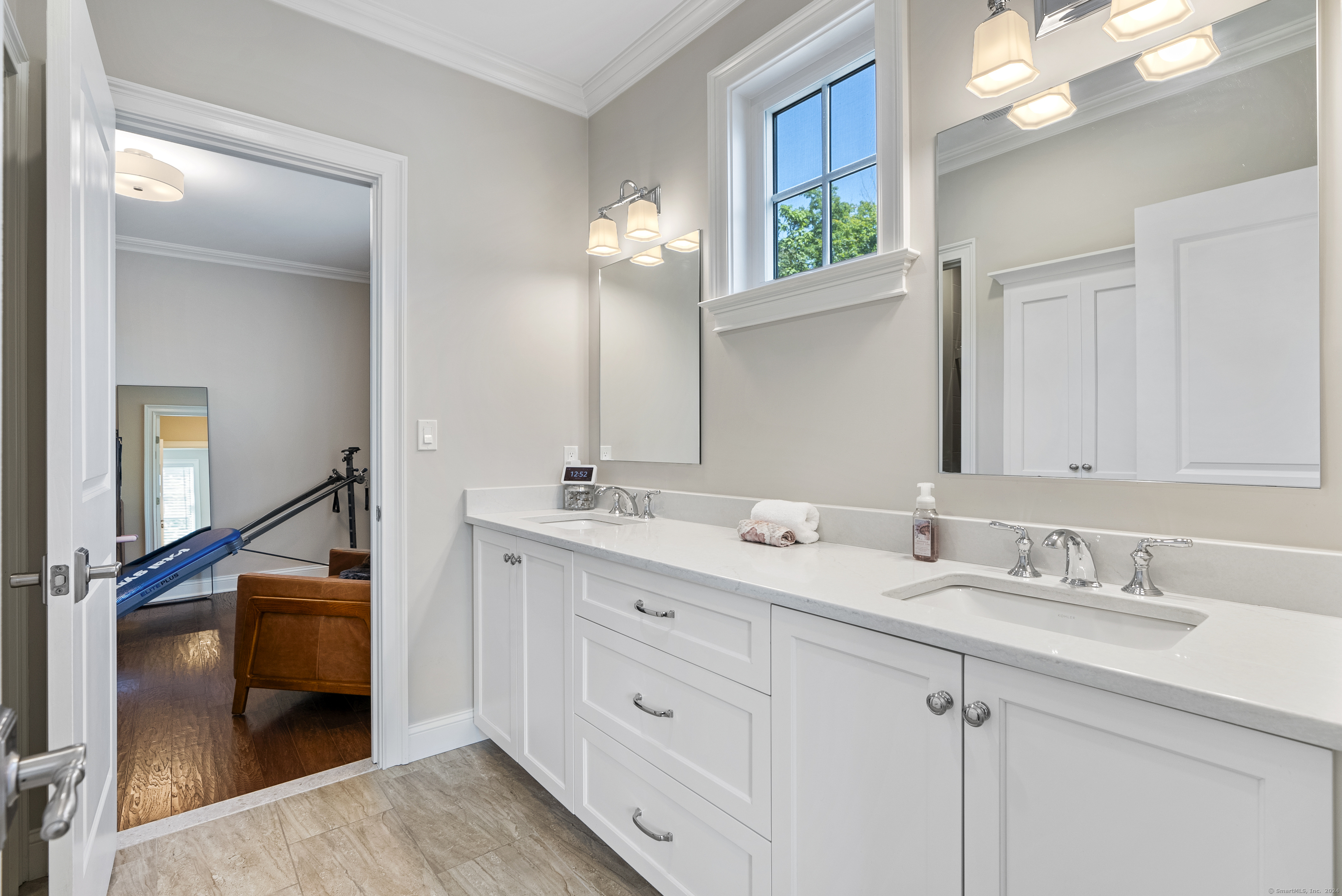 788 Avenue APT 104