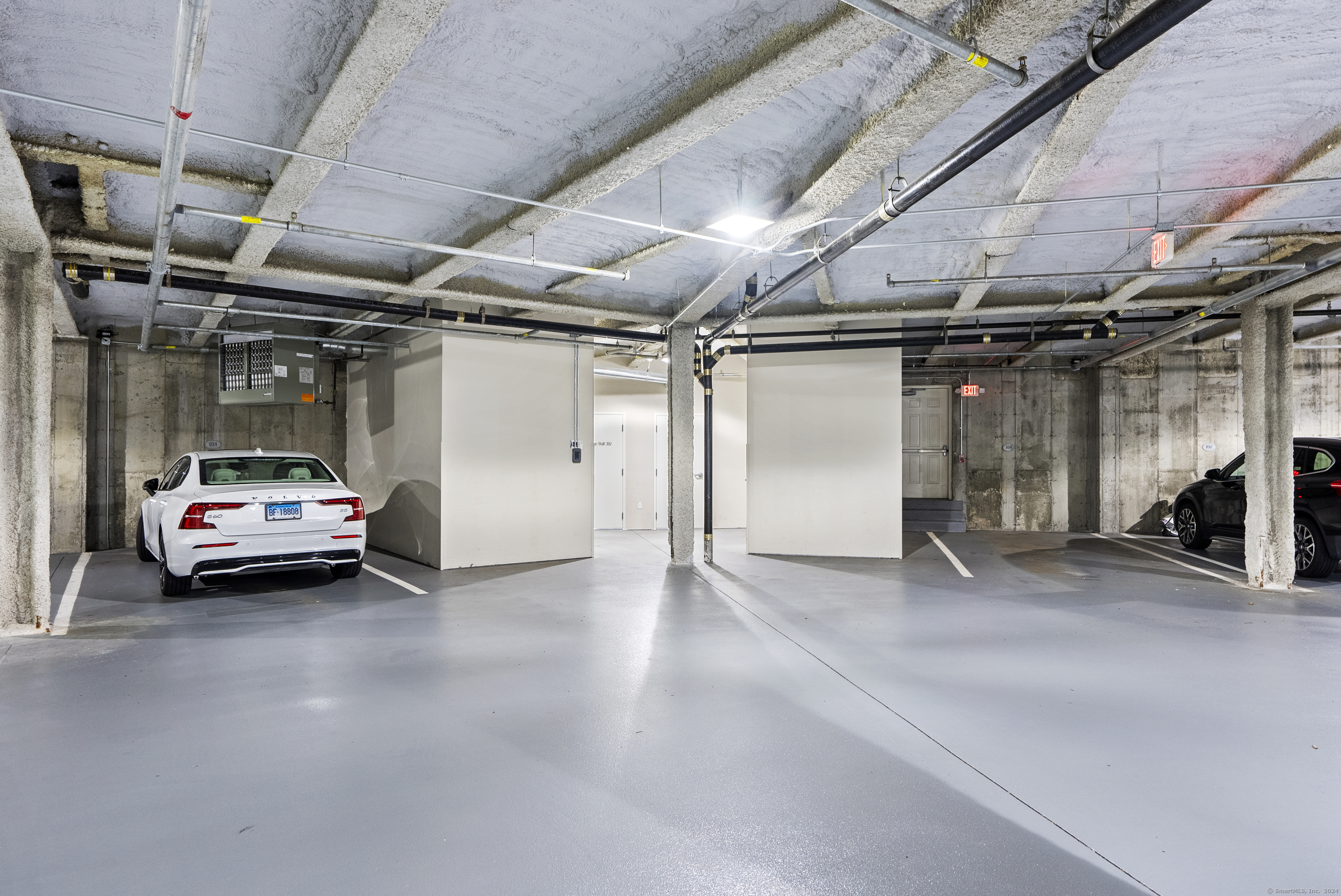 788 Avenue APT 104