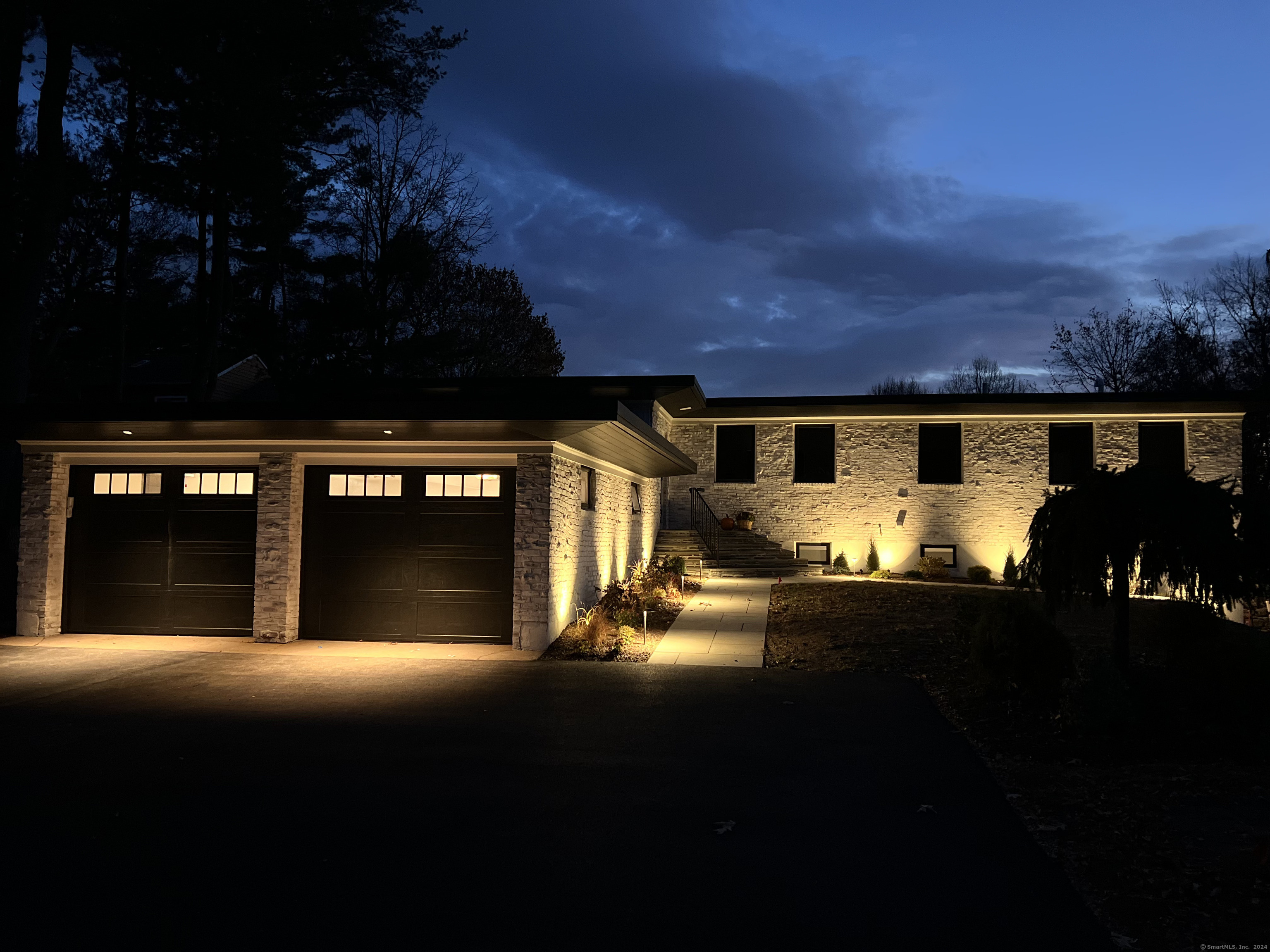 44 Ferncliff Drive