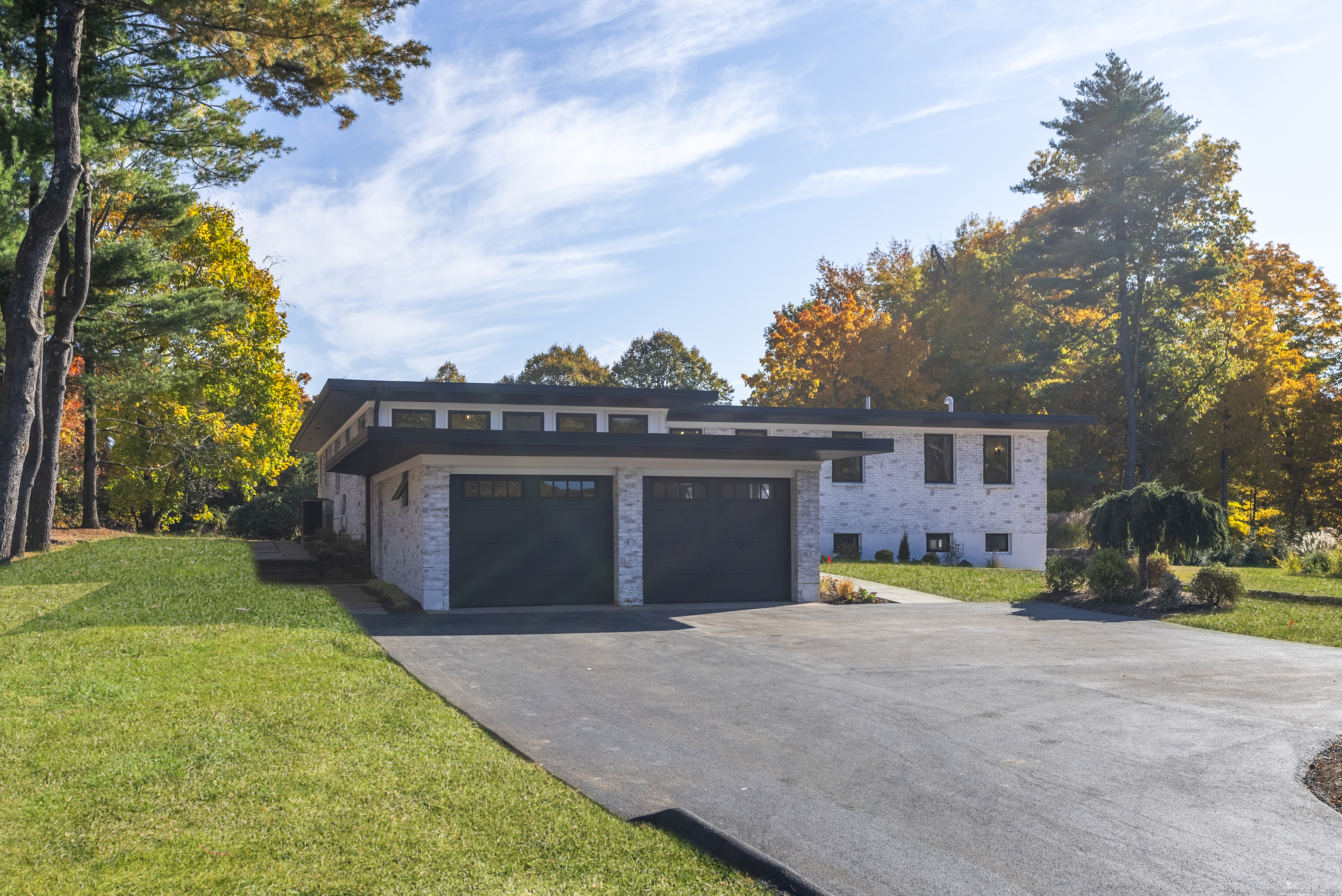 44 Ferncliff Drive