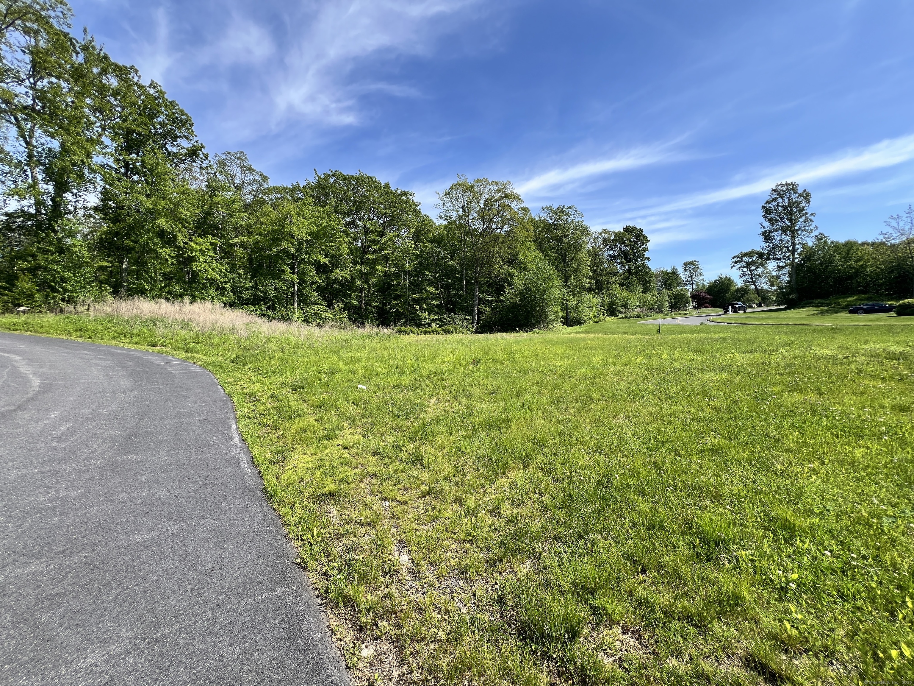 77 Saw Mill Road