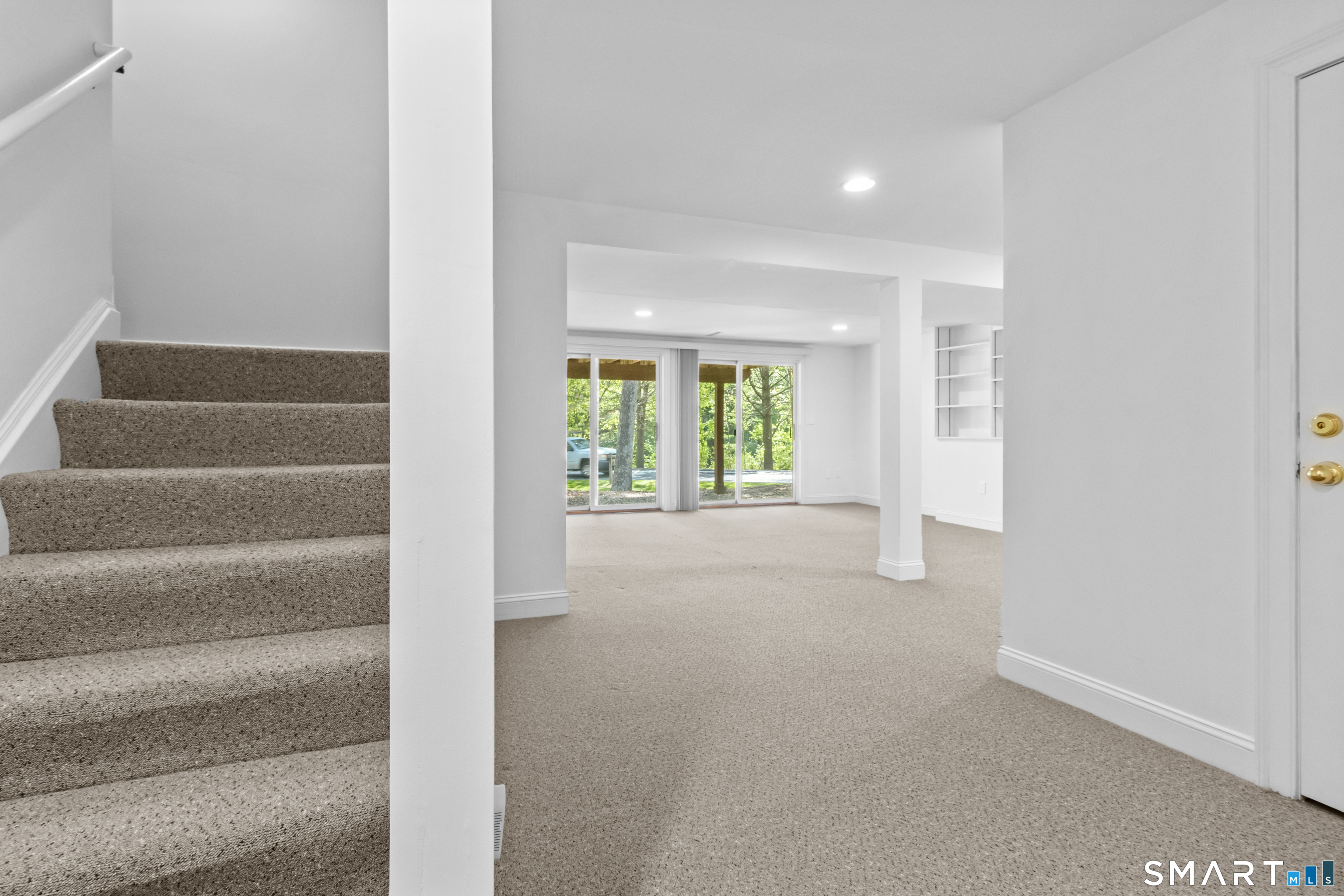 1 Greenwich Lane 1
