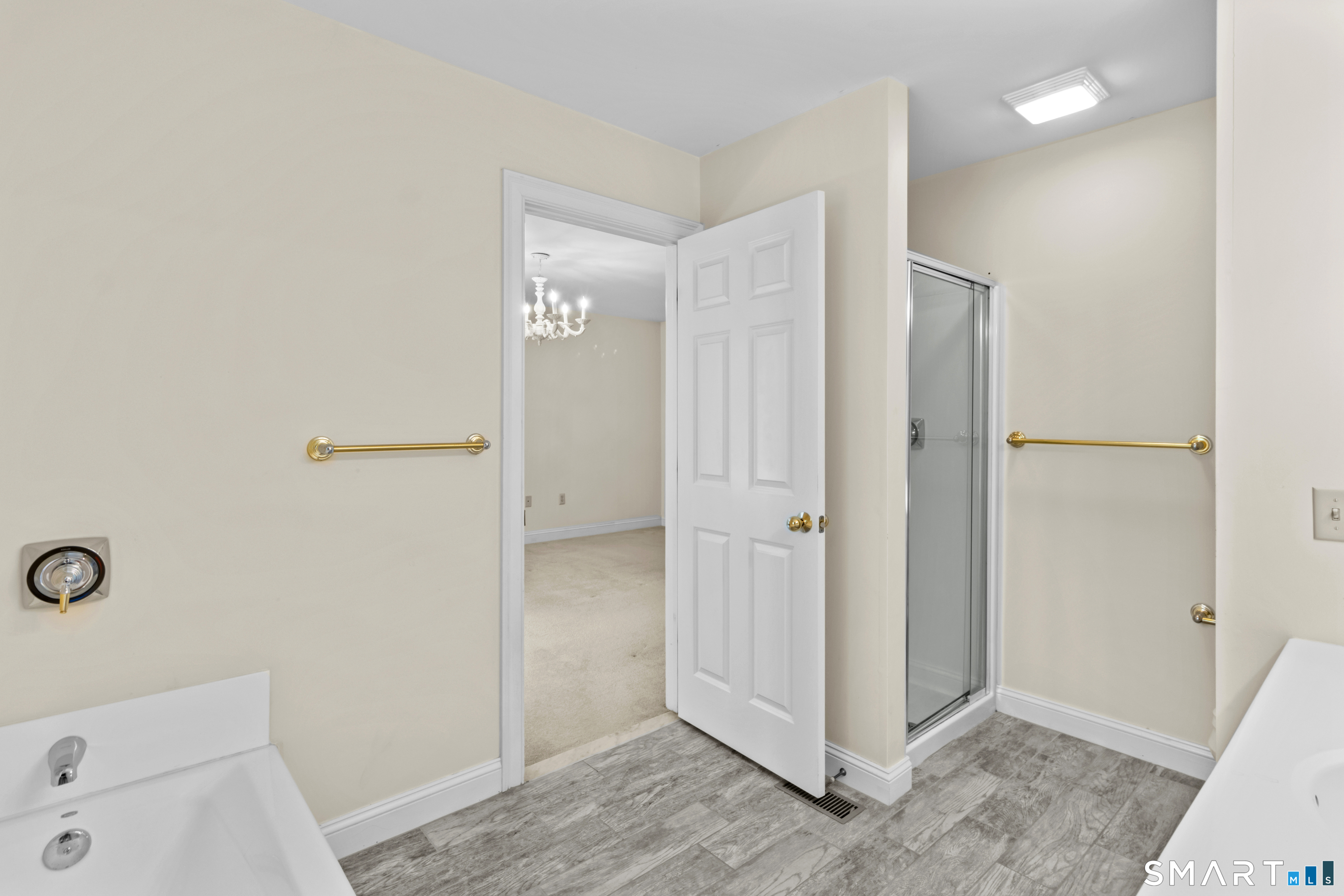1 Greenwich Lane 1