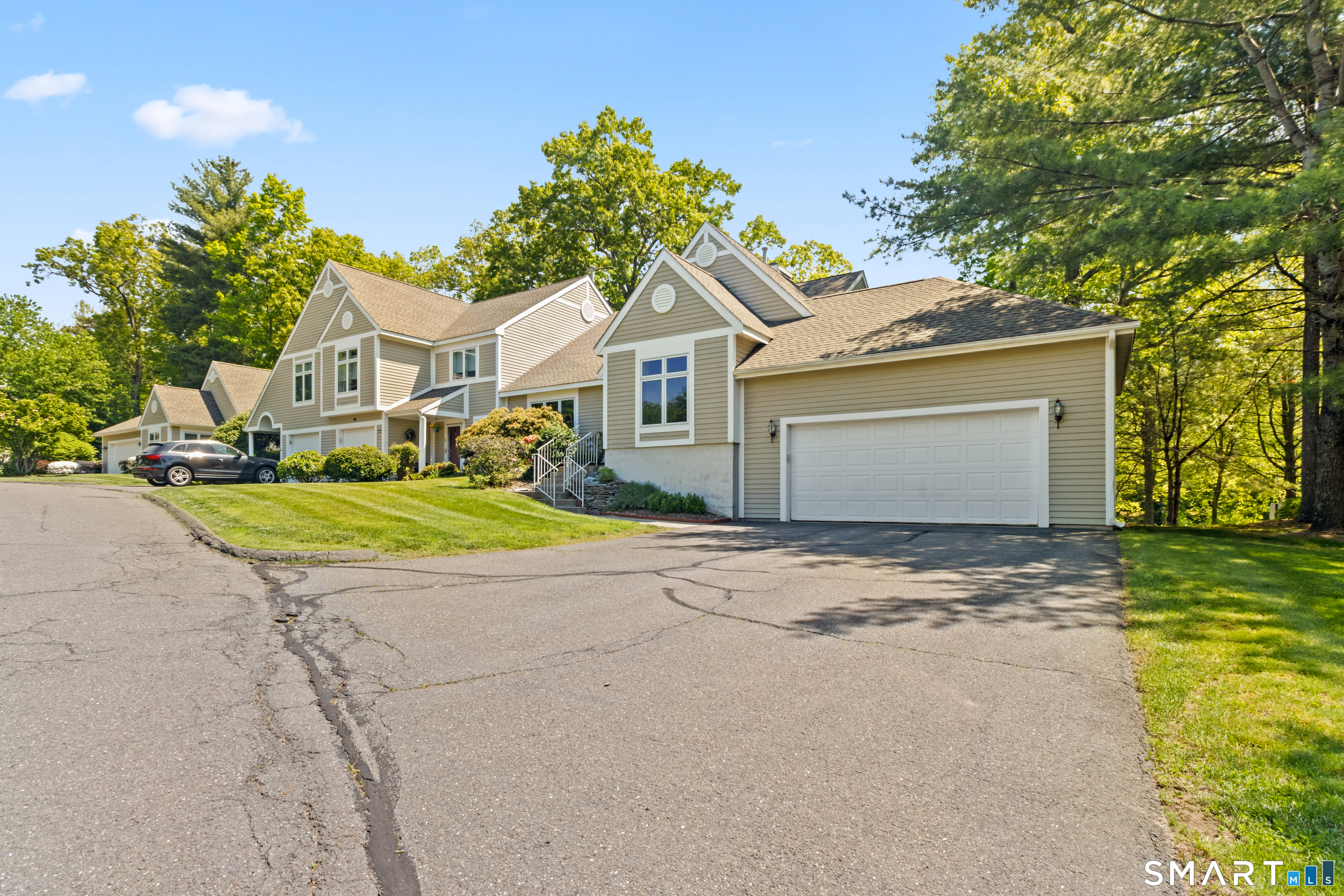 1 Greenwich Lane 1