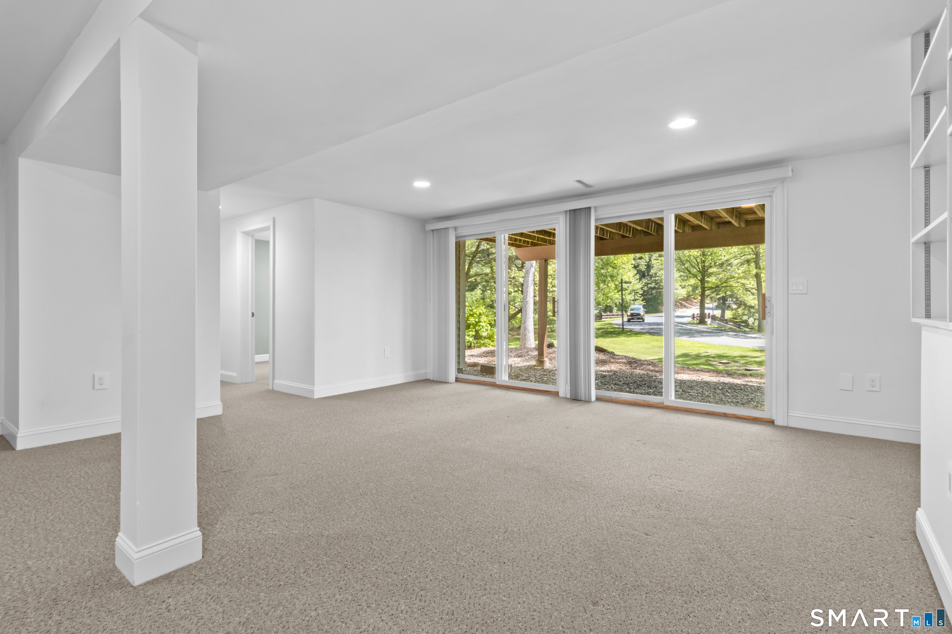 1 Greenwich Lane 1