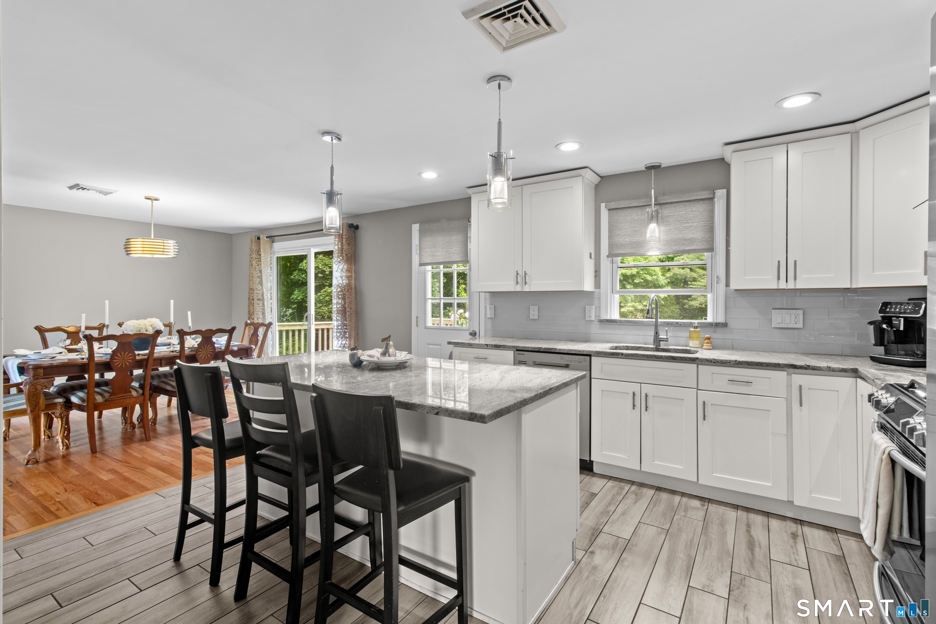 115 Craigemore Circle