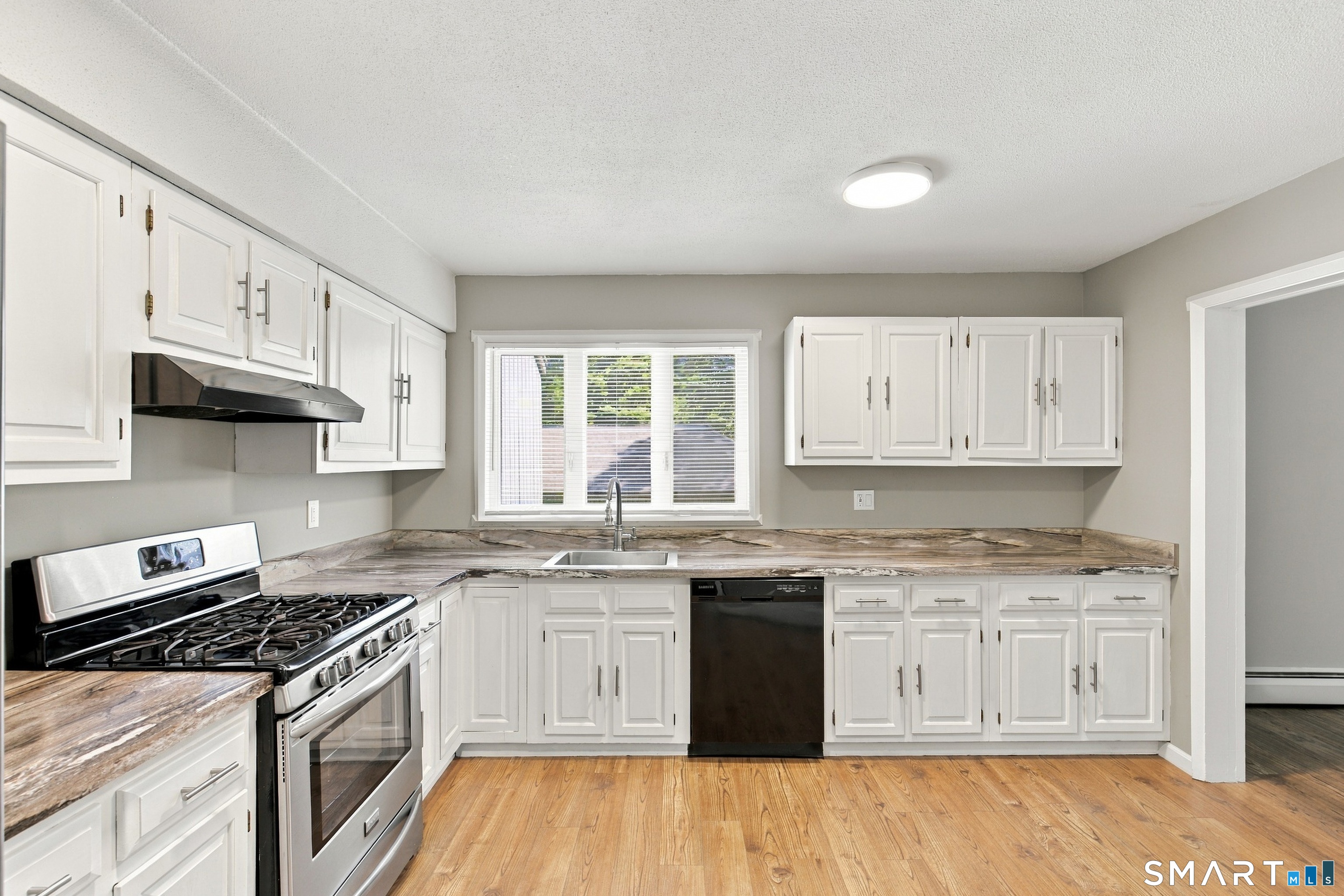 5 Talcott Glen Unit: B