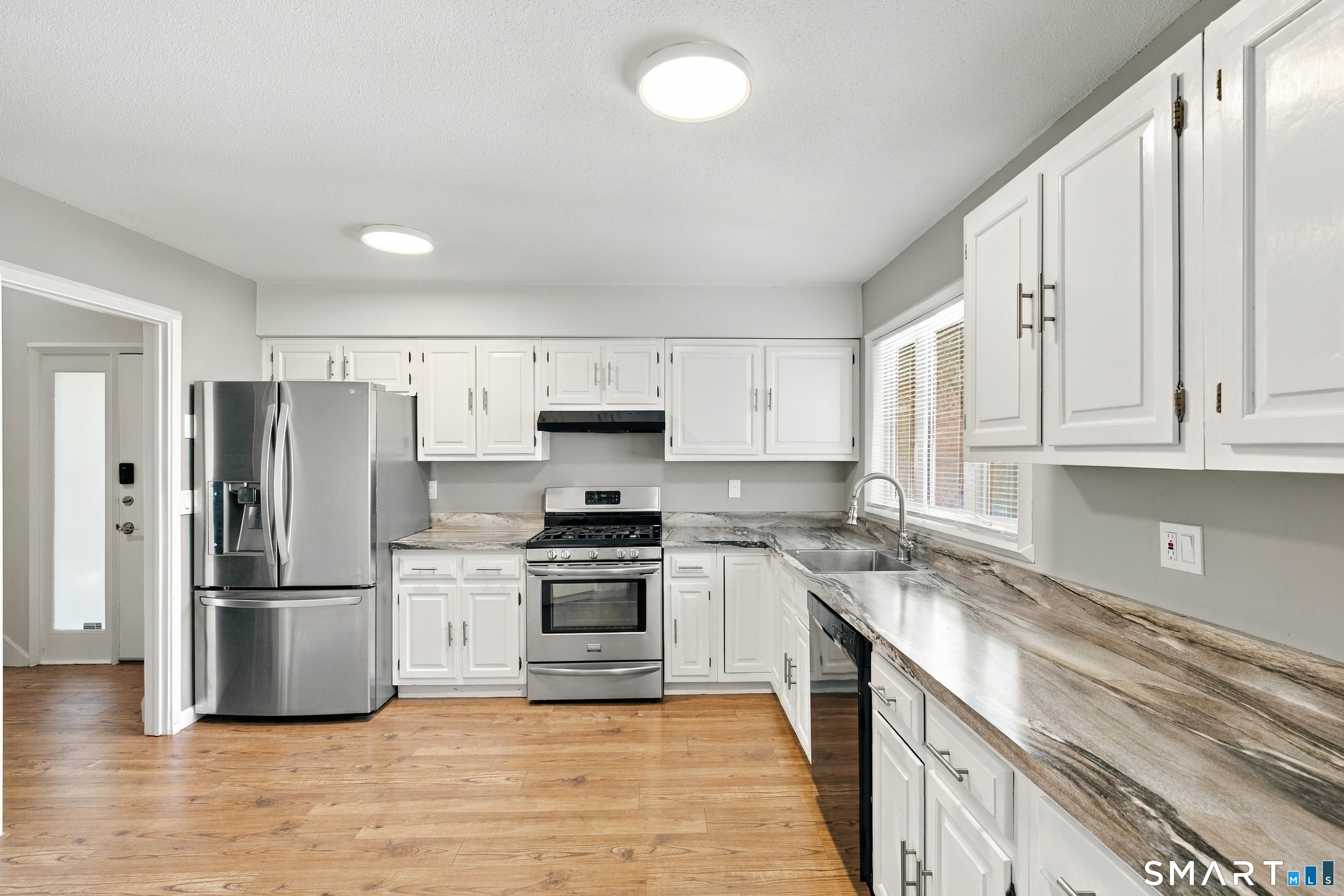5 Talcott Glen Unit: B