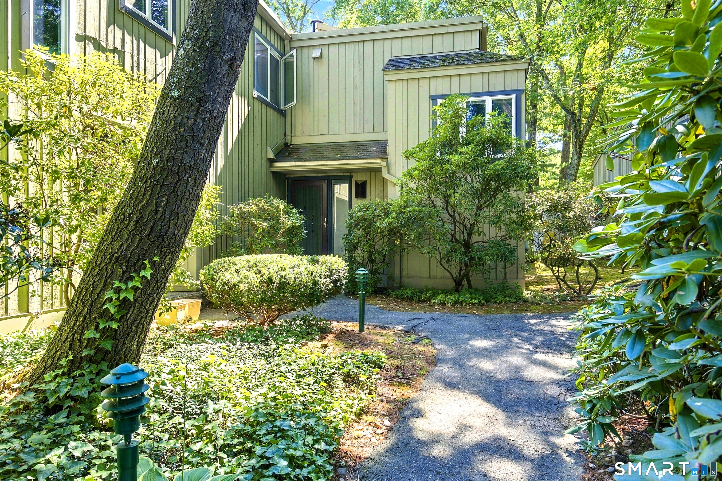 5 Talcott Glen Unit: B