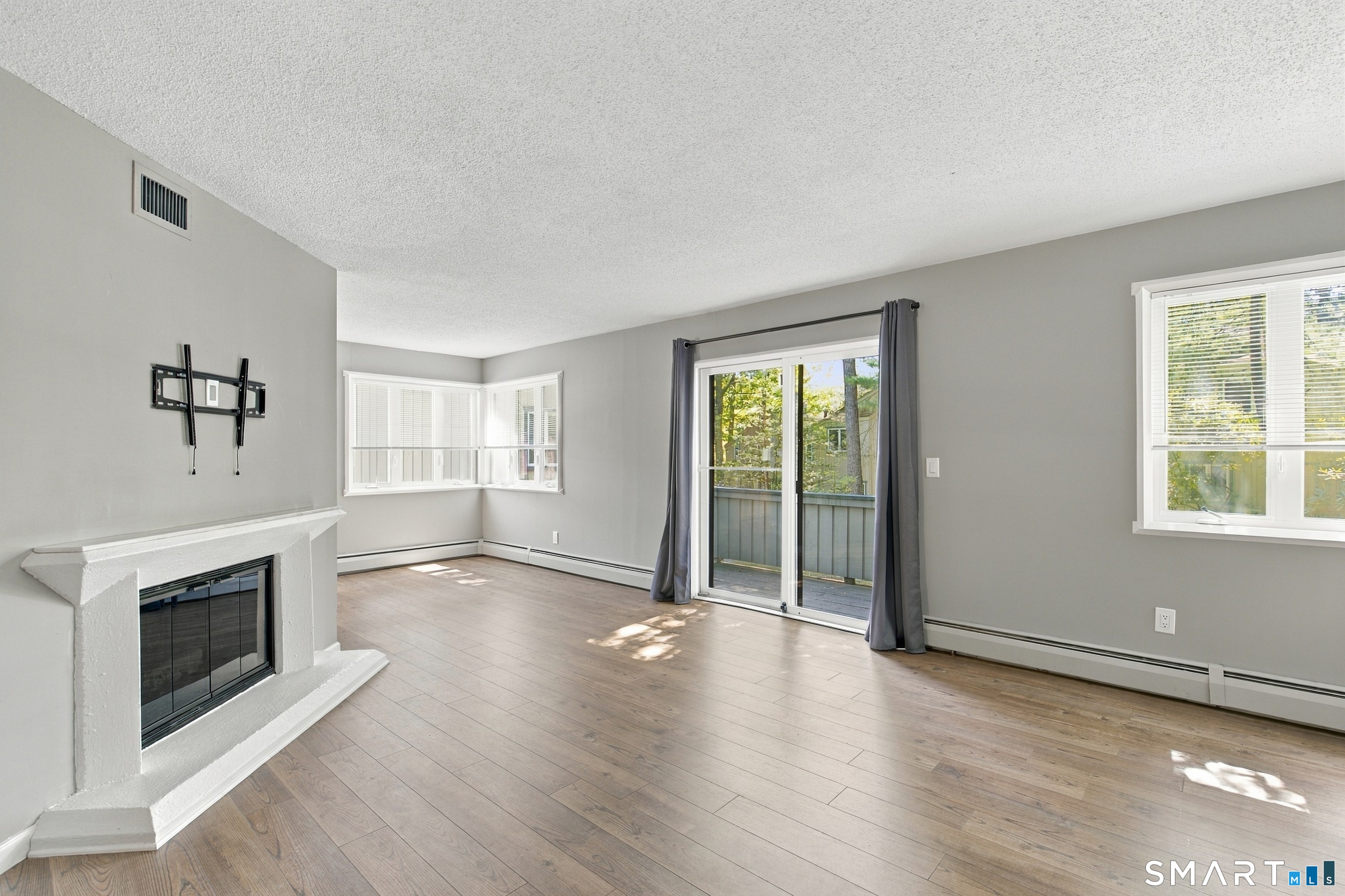 5 Talcott Glen Unit: B