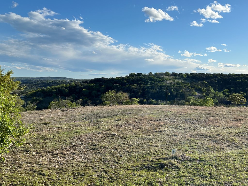 140 Evening View Point