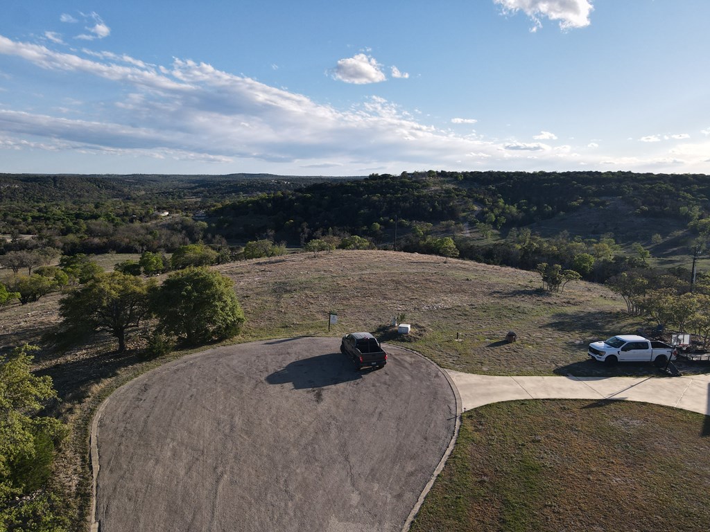 140 Evening View Point
