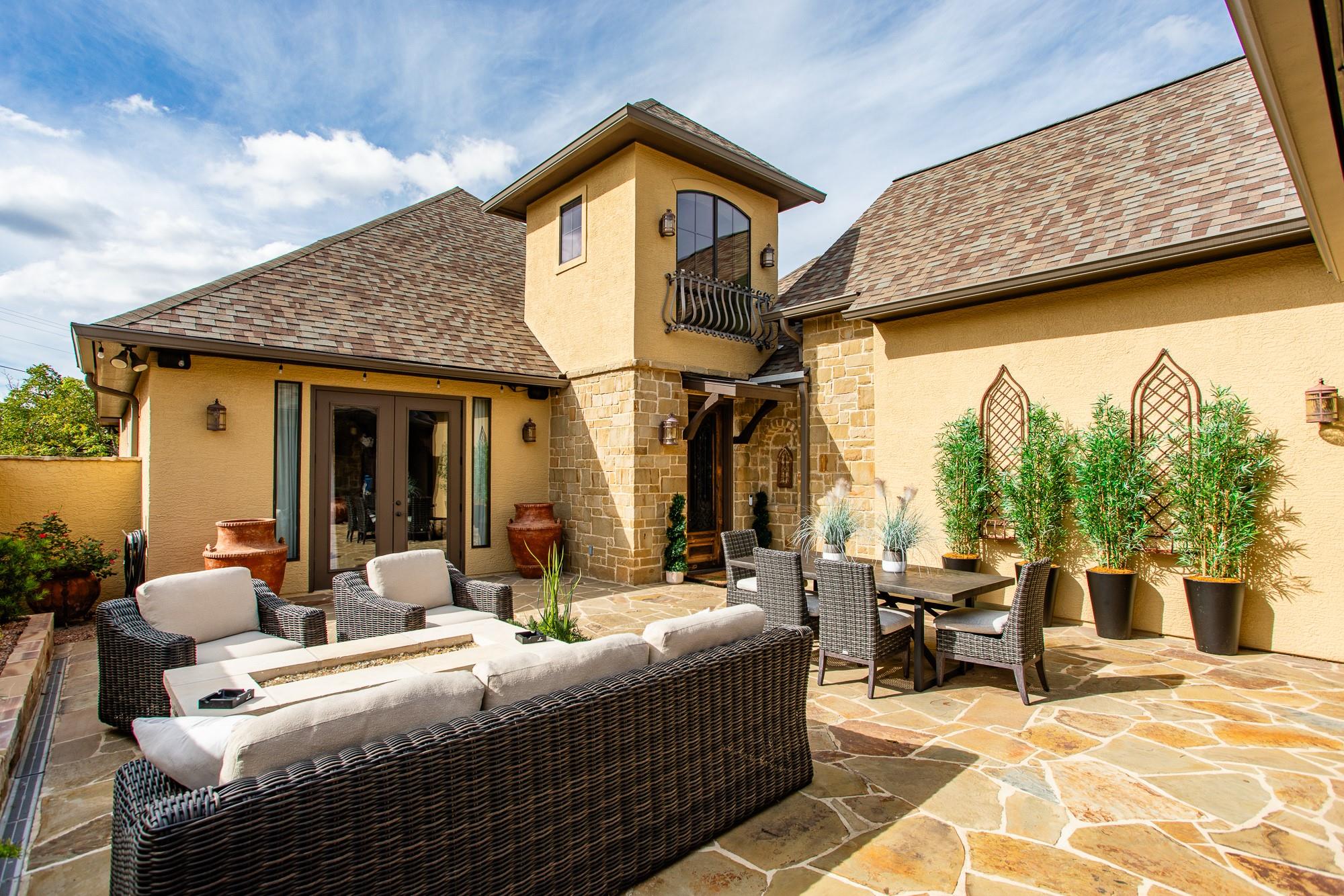 2916 Rock Barn DR