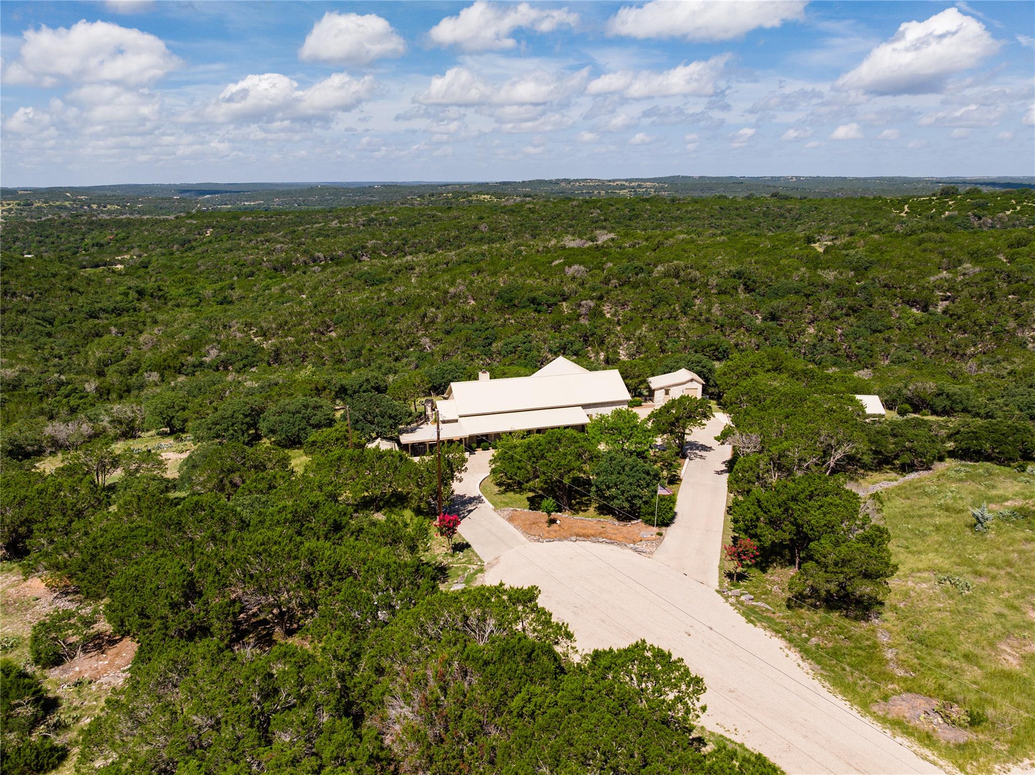 125 Deer Haven LN W