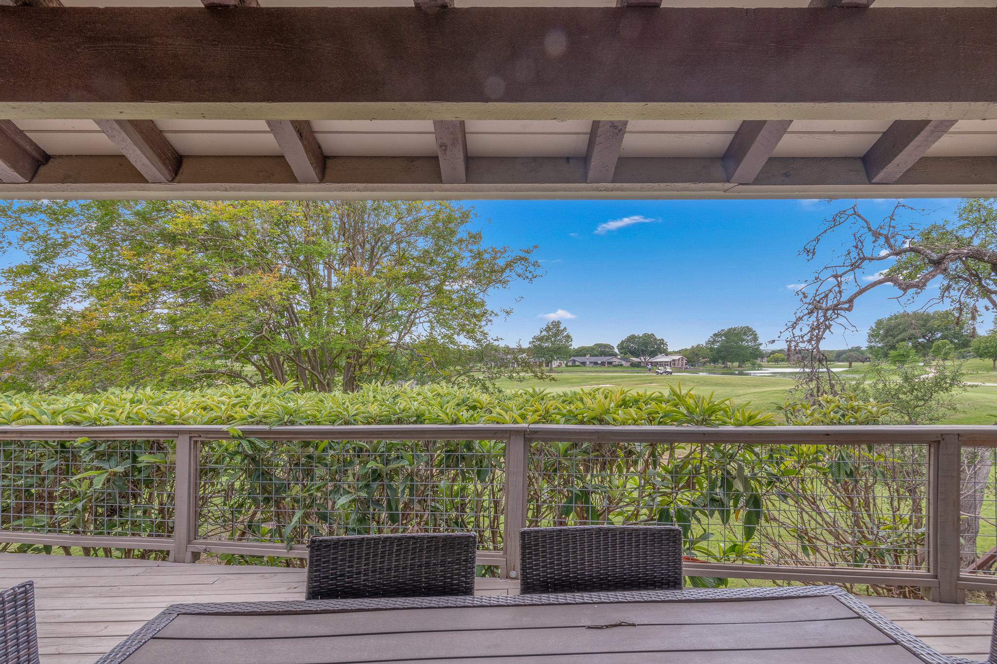 717 Oakland Hills LN