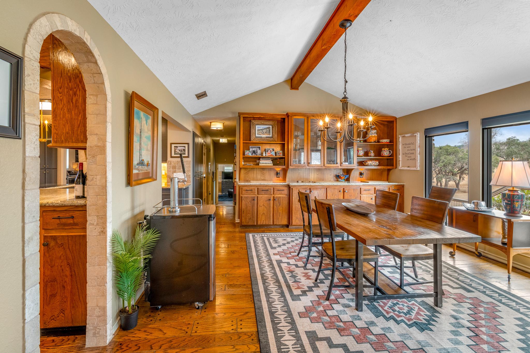 717 Oakland Hills LN