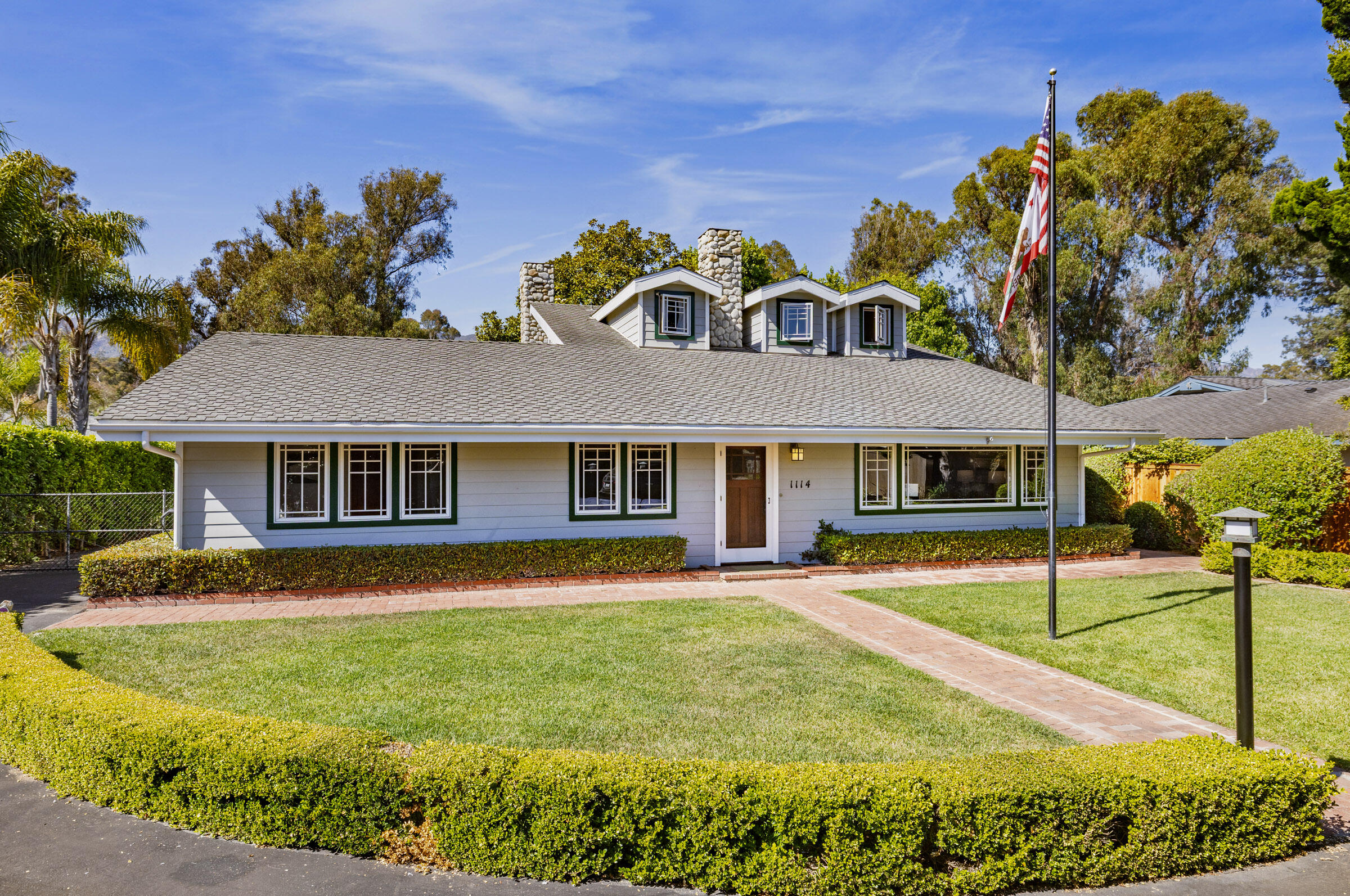 1114 Hill Road