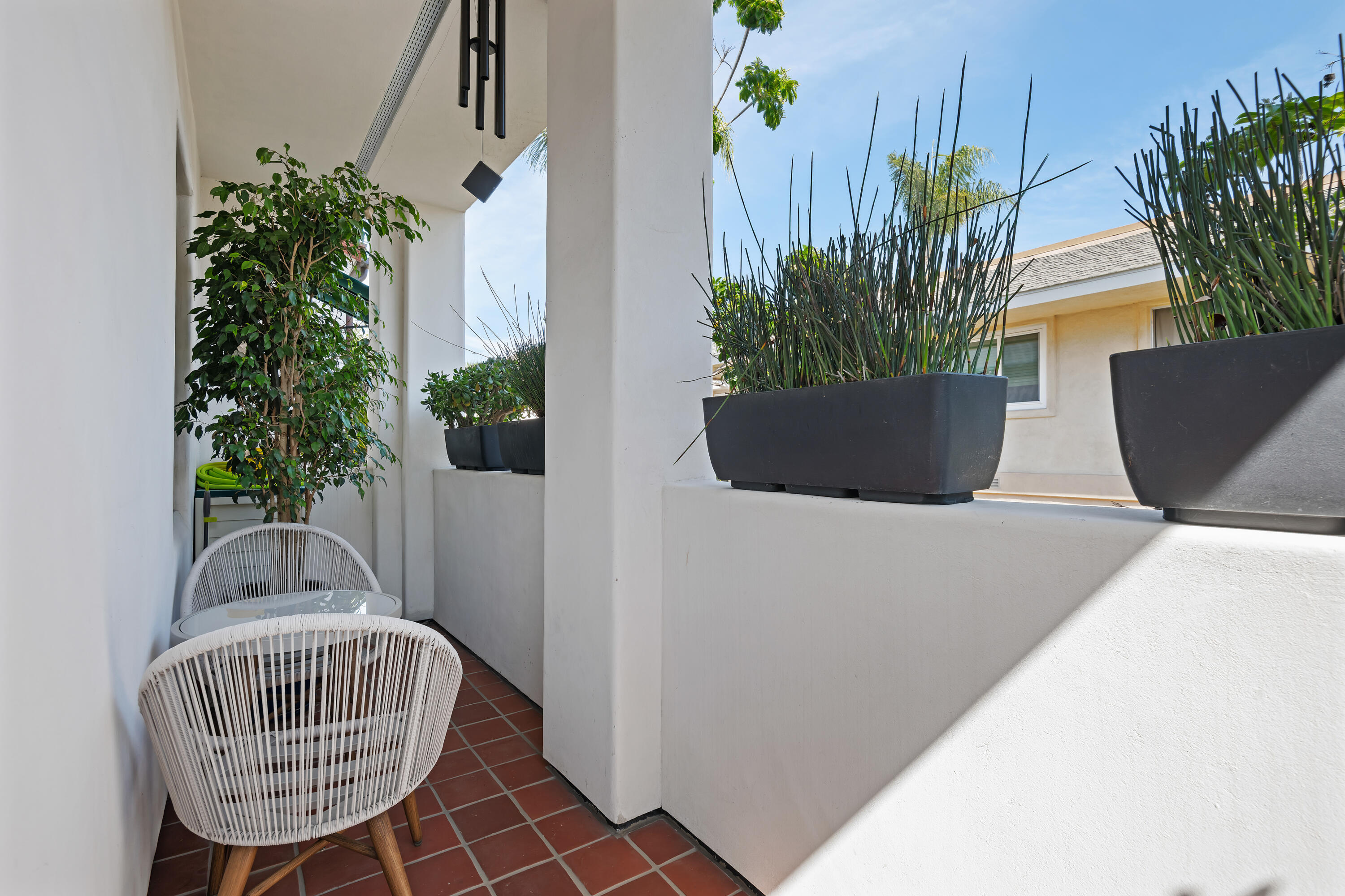 3726 State Street, 203